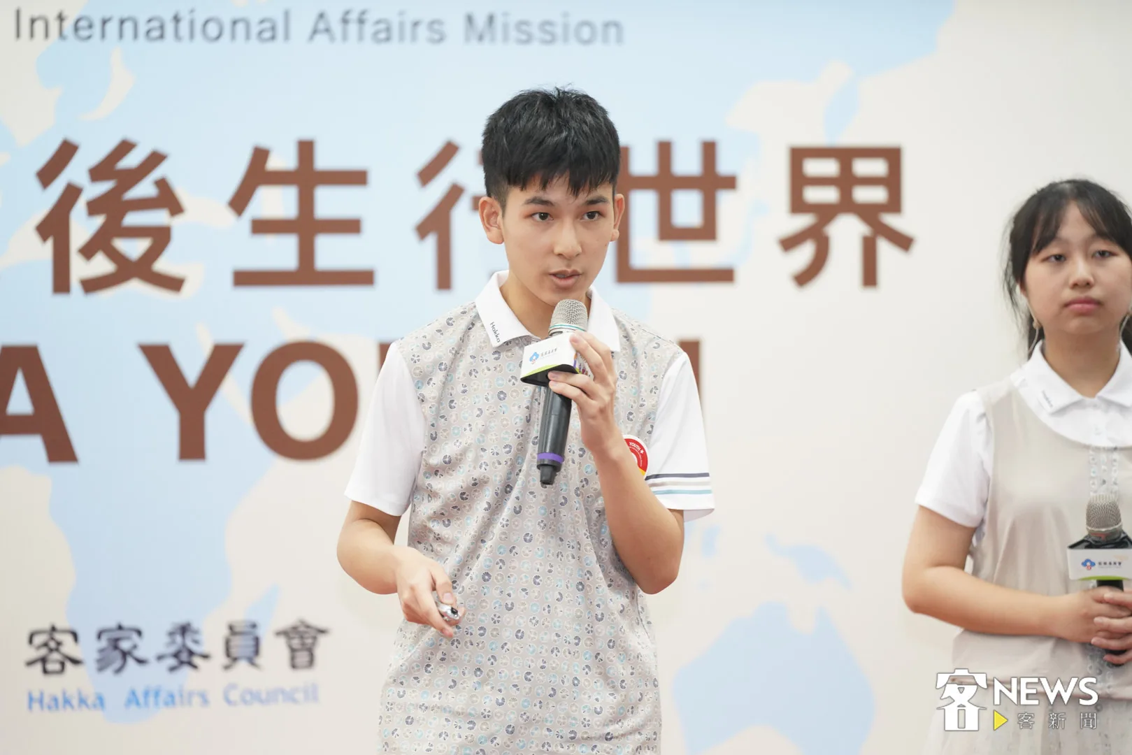 客家青訪團學員徐兆廷特別期待向新加坡國立大學教授請教東南亞客家文化。范修語攝