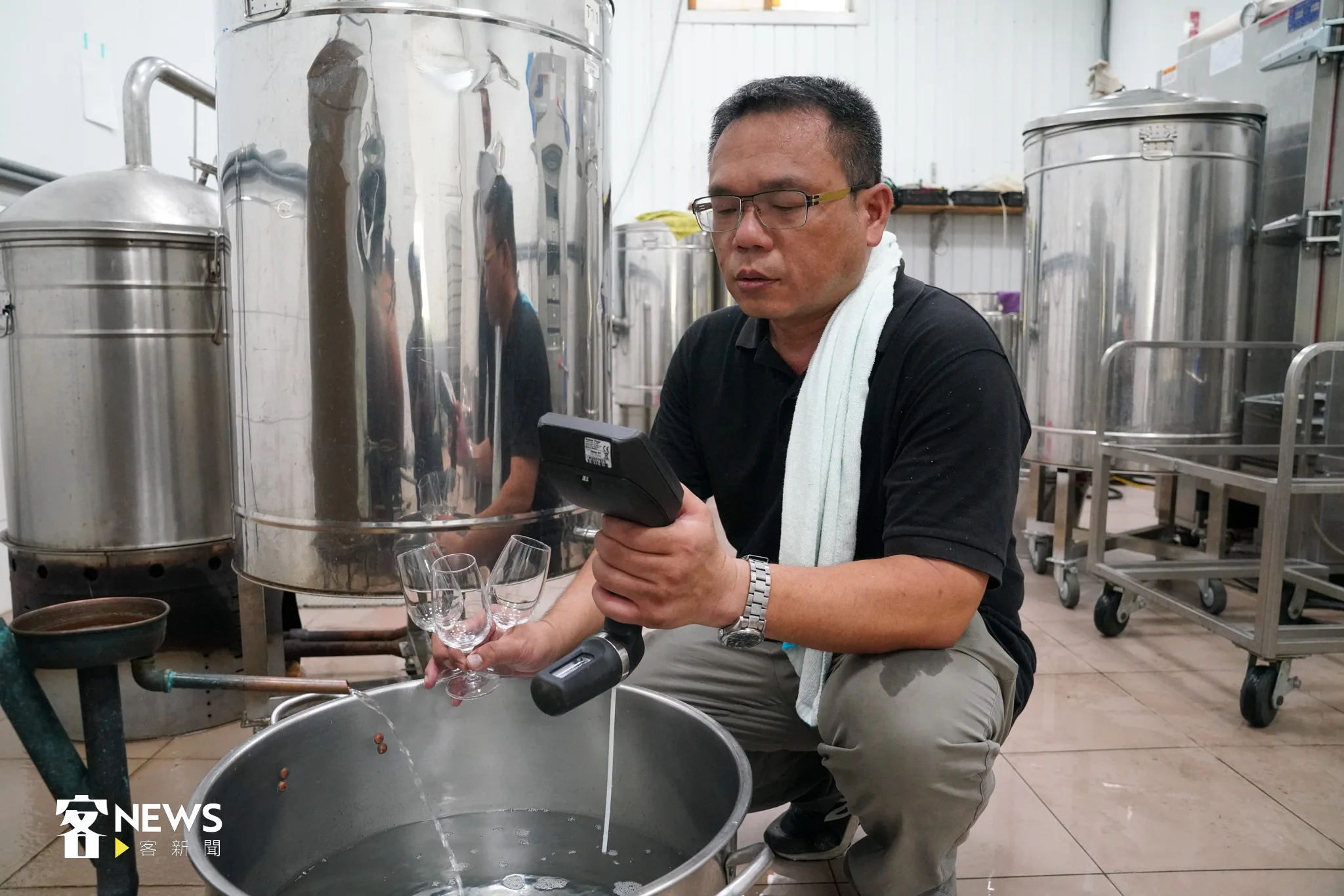 釀酒師羅己能:「我是一個為達目的可以不擇手段折磨自己的人」。宋佩遙攝。