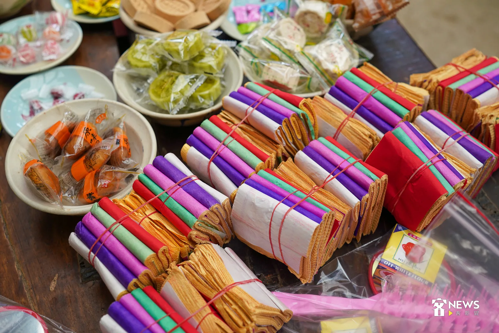 每樣祭品都準備七個以祭拜七娘媽。何柏均攝