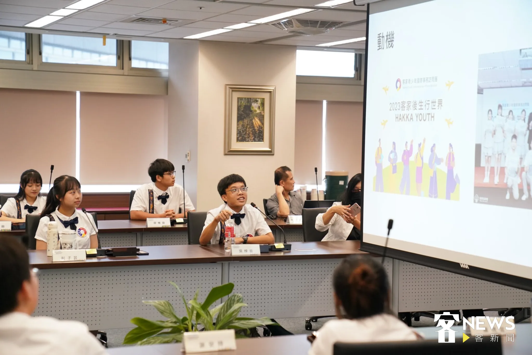 學員吳梓銜和大家分享馬來西亞客家和臺灣客家，在不同國家及社會背景下的差異。蘇佑昇攝
