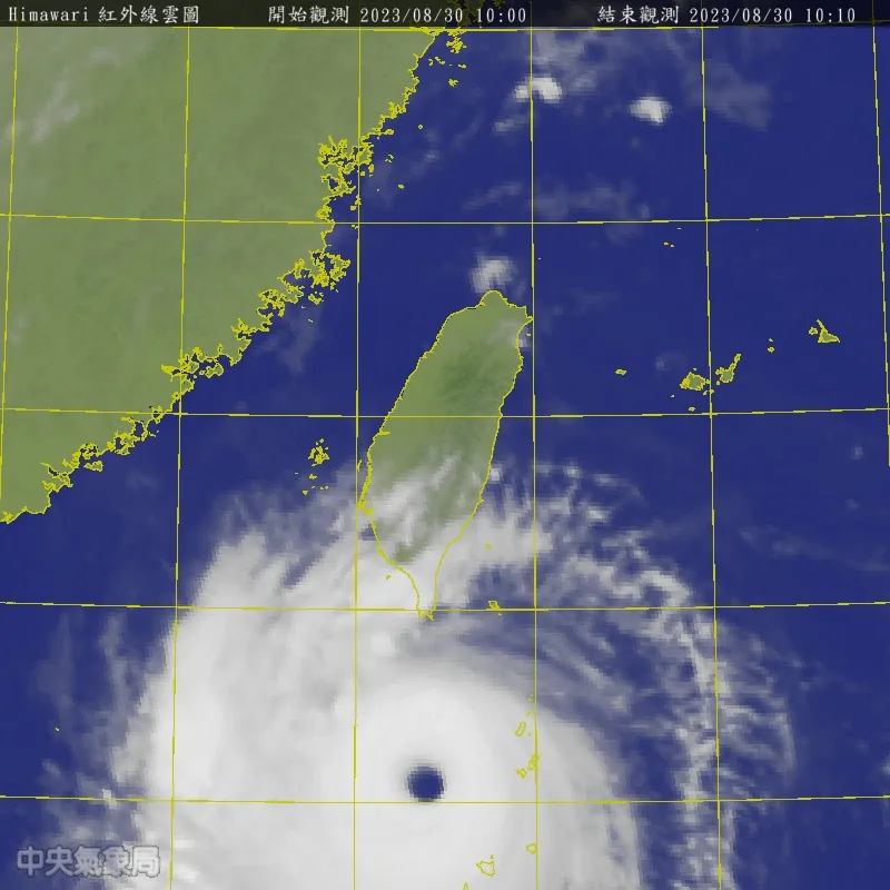 颱風蘇拉增強為強颱緊靠台　屏花東防豪大雨