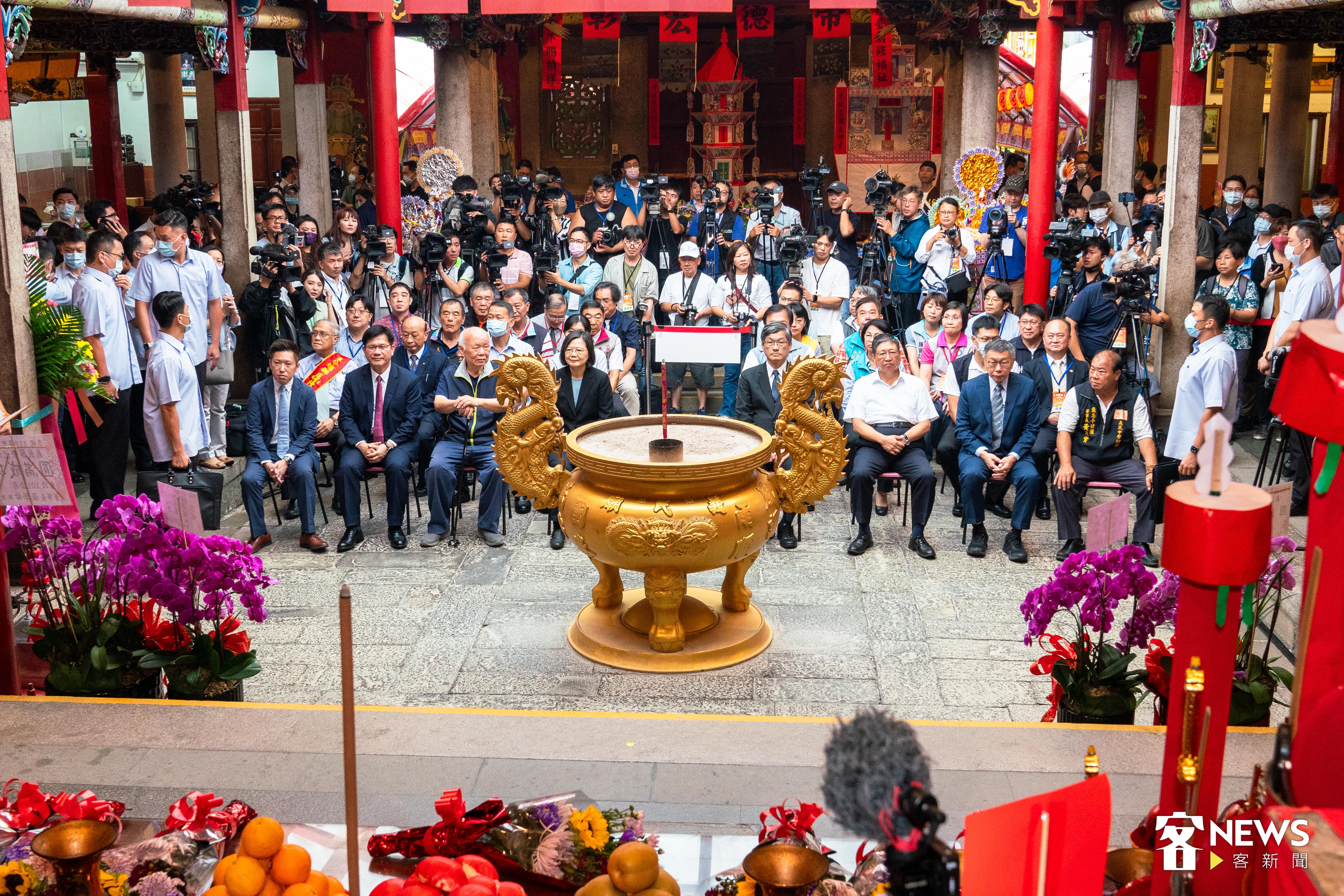蔡英文一行參與義民祭大典。李台源攝