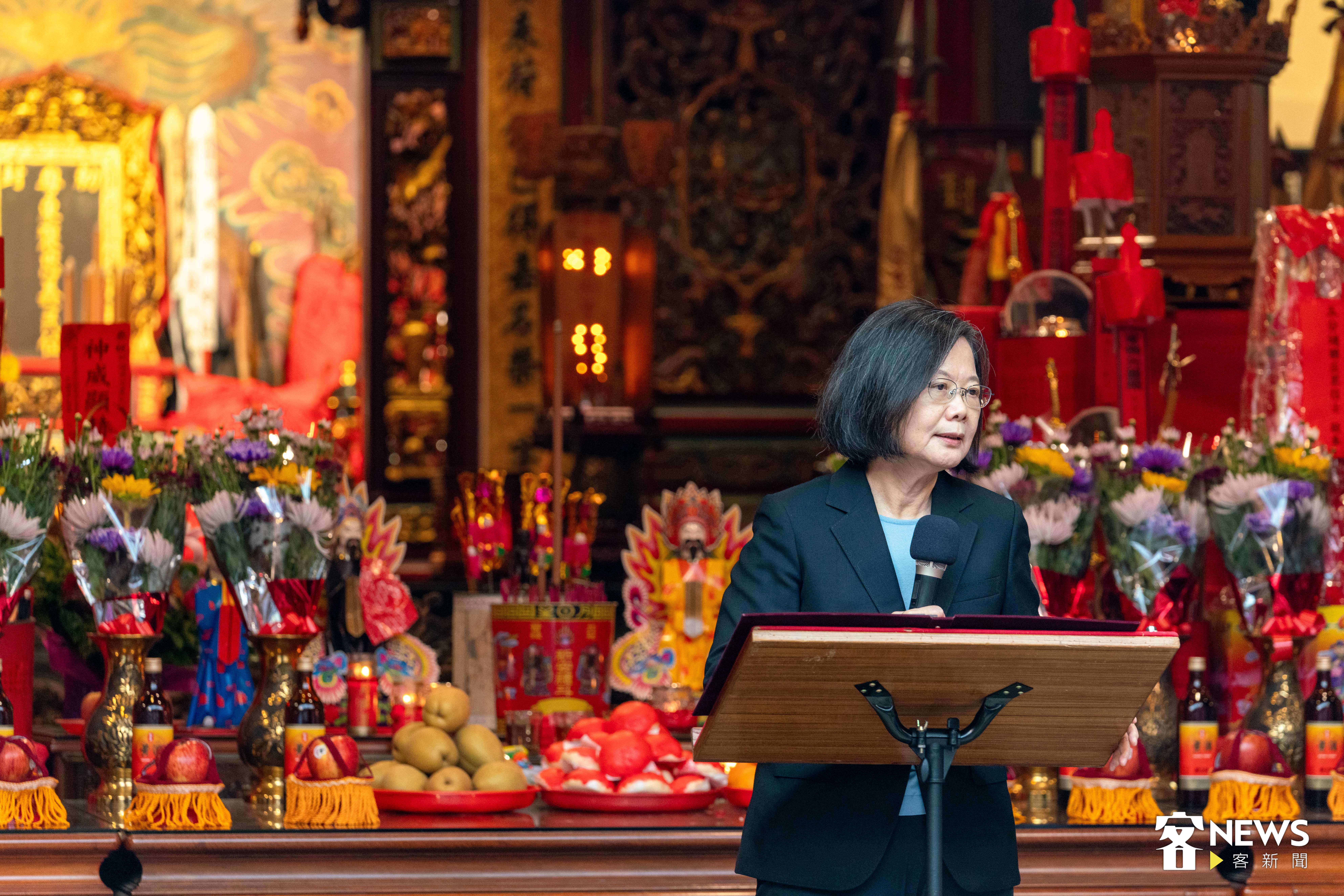 蔡英文說，每次來到義民廟，聽到身邊都是講客家話的鄉親，覺得很親切、很熟悉。李台源攝