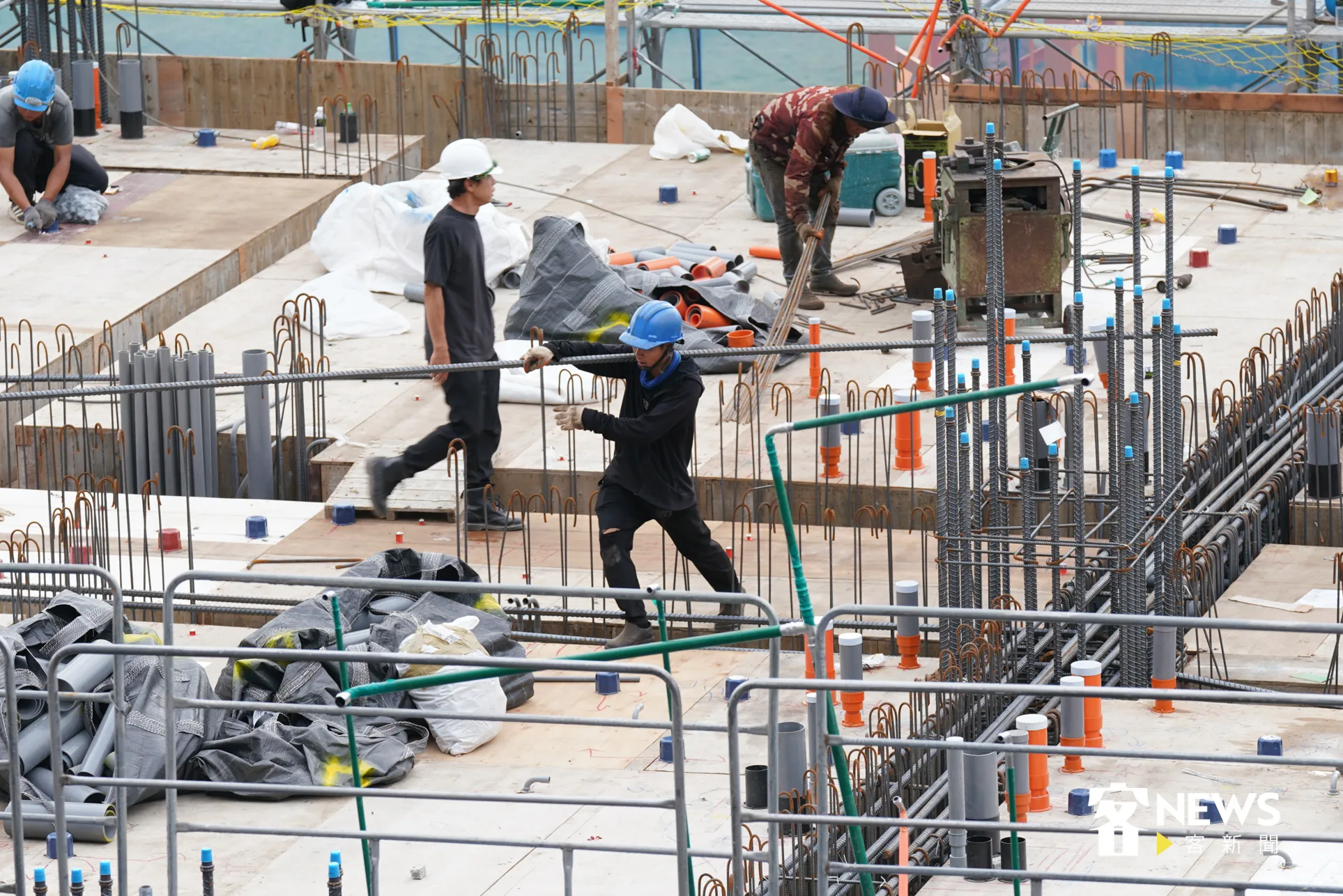 基本工資即將連8年調漲,漲幅約4.05%。洪俊傑攝