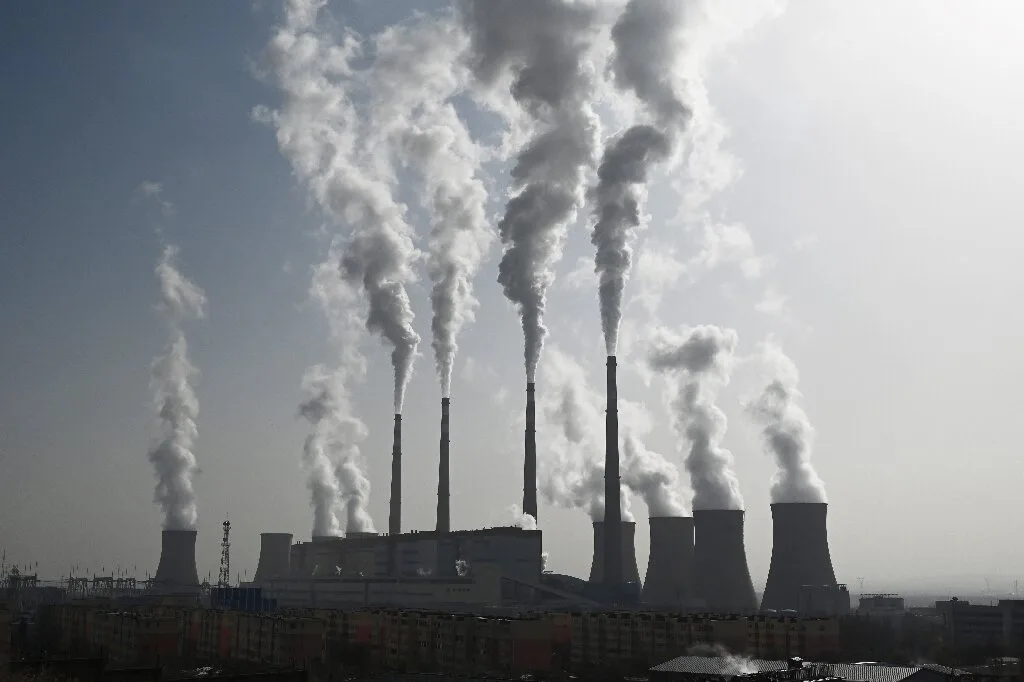 火力發電產生的廢氣，視引發氣候危機的元凶。資料圖片，翻攝自物理學期刊《PHYS.ORG》