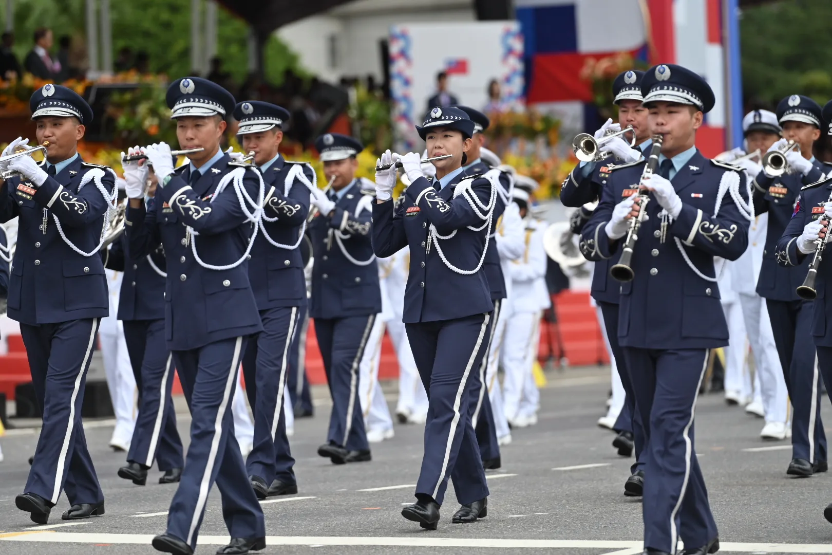 國防部聯合樂隊暨三軍儀隊序幕暖場演出。洪俊傑攝