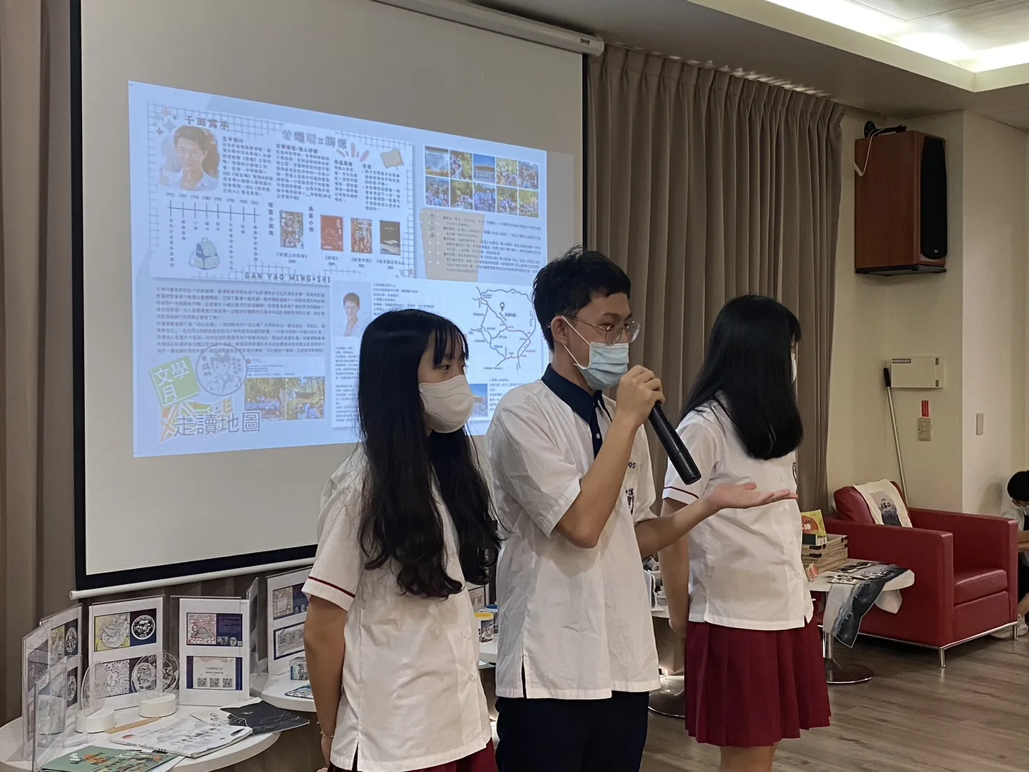 閱讀我庄文學家，希望將客家文學、文化扎根青年。苗栗高中提供