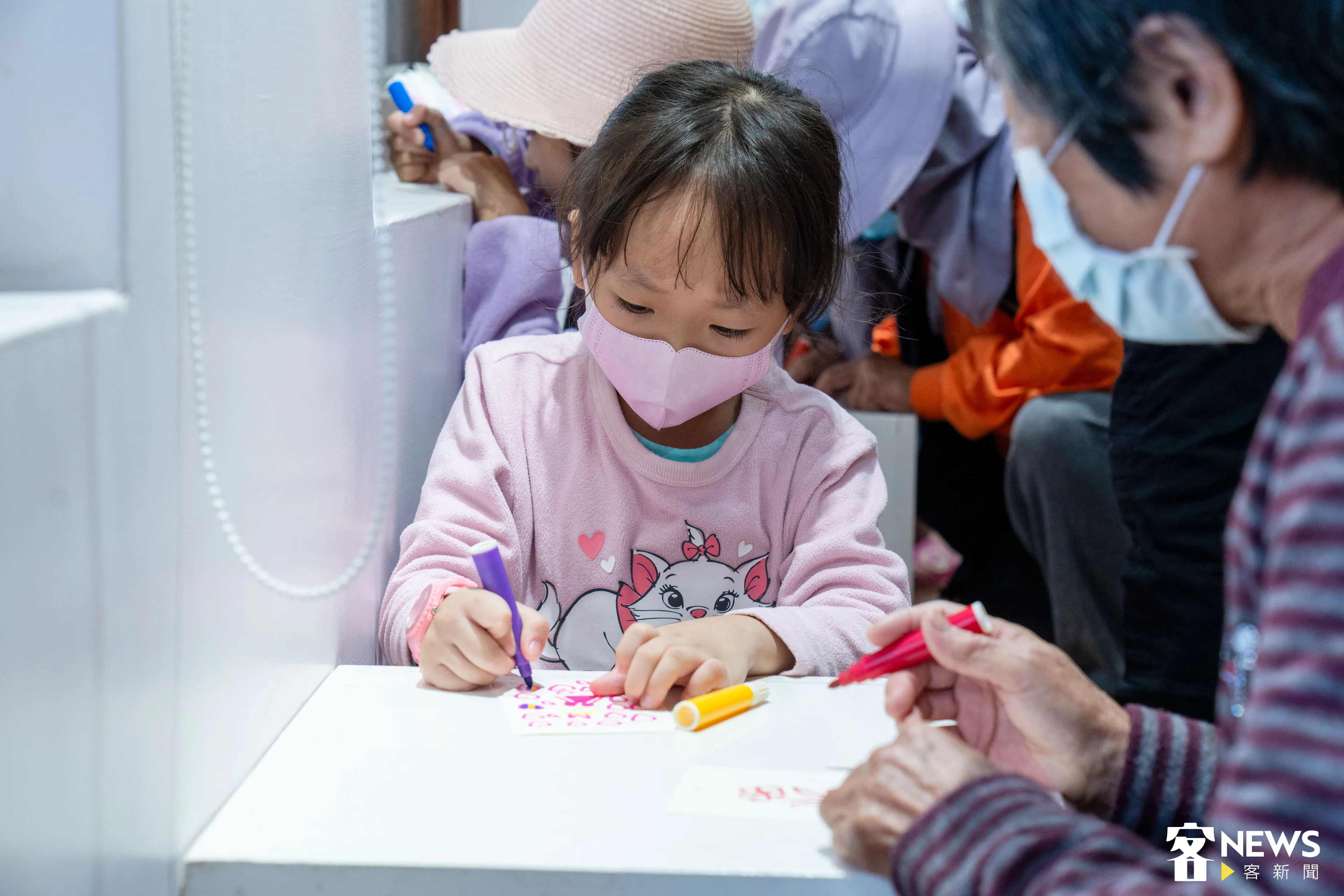 溪口客家文化館，館內除了展覽外，還提供許多互動拍照裝置、圖畫紙讓親子放電。范修語攝