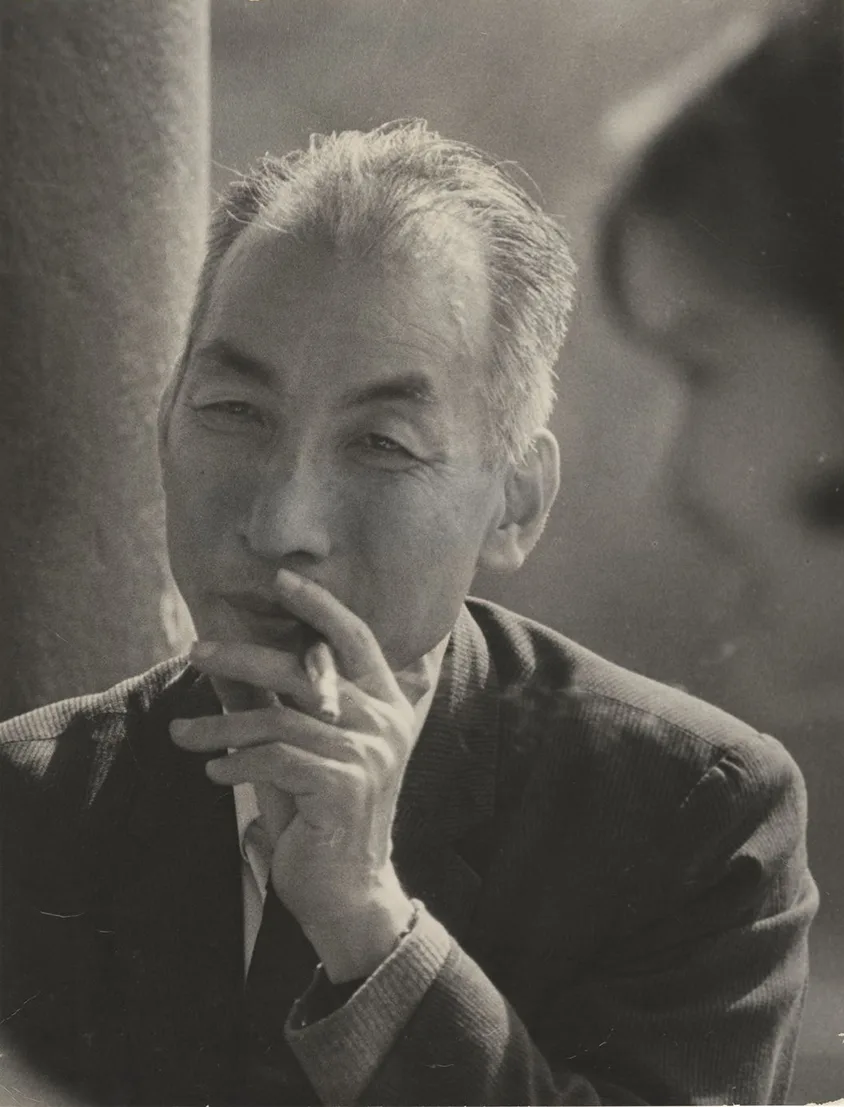 李悌欽，〈心中偶像〉，1967，這張作品，不僅是李悌欽獻給鄧南光的肖像紀錄，更是對其鄧南光的寫實攝影風格致敬。國家攝影中心提供