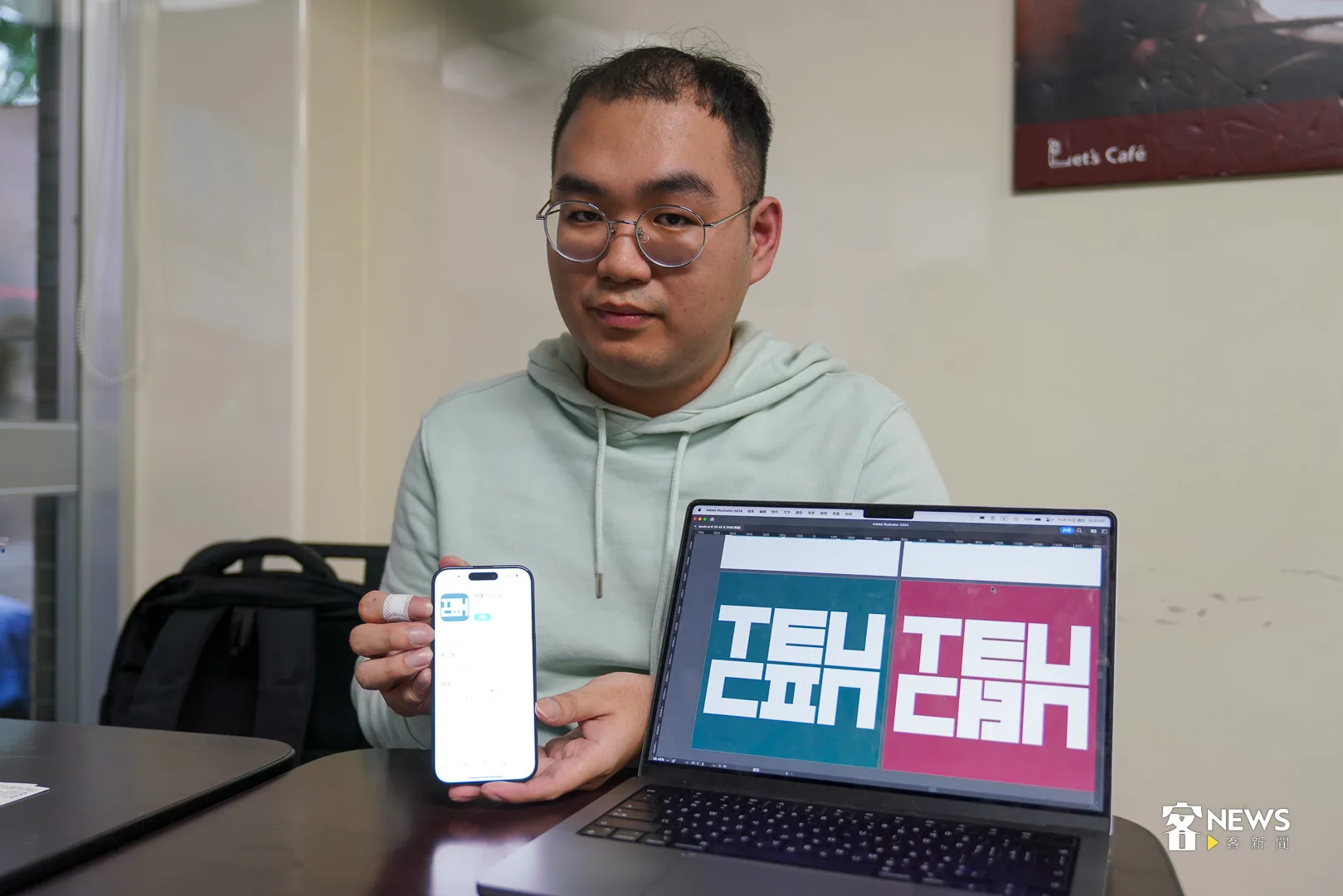 莊銘彥開發手機用的「頭陣 Teuciin」客語輸入法,大獲本土語言使用好評。何柏均攝