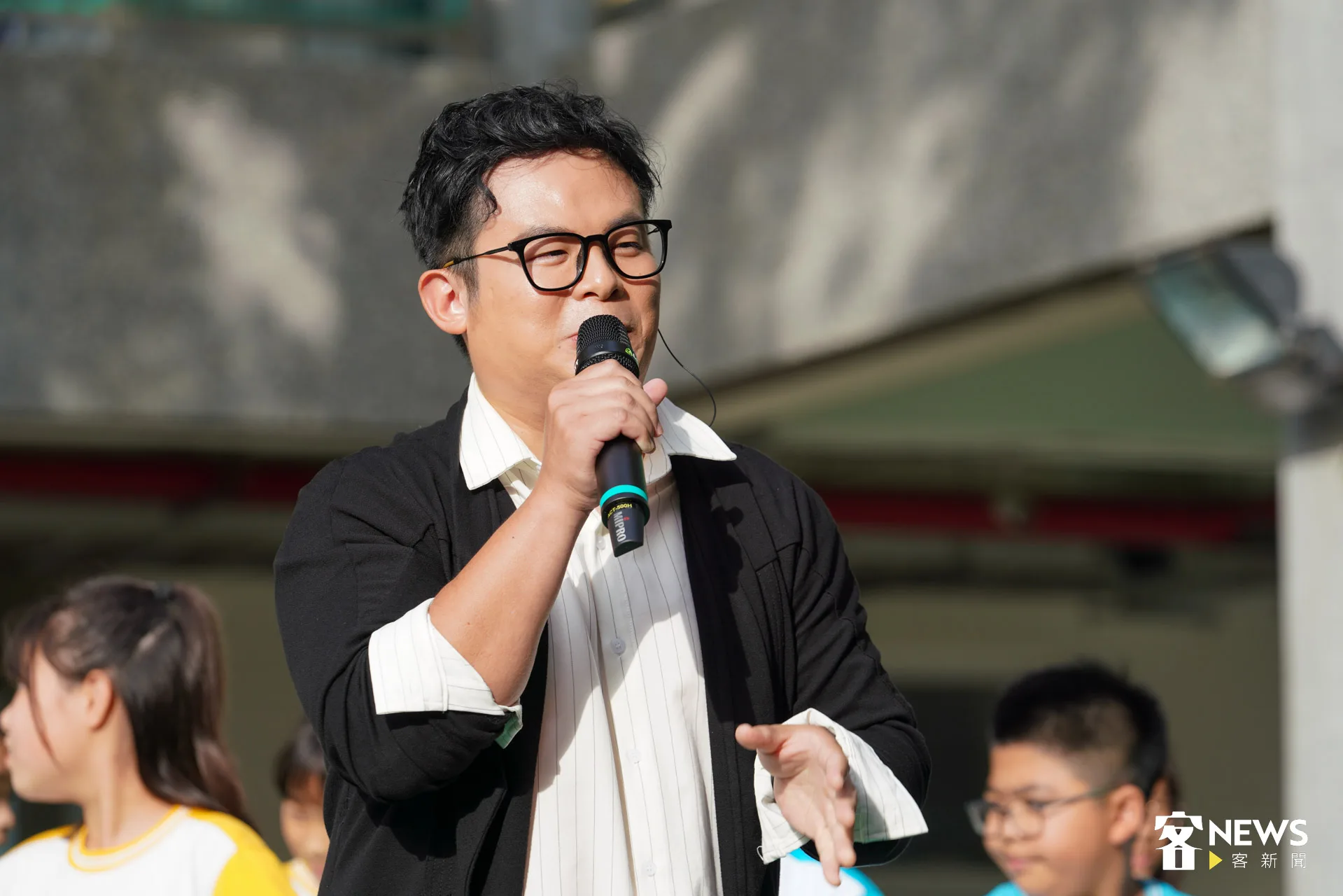 講客廣播電臺主持人邱廉欽不只是歌手,更是一位職能治療師。李台源攝(資料照)
