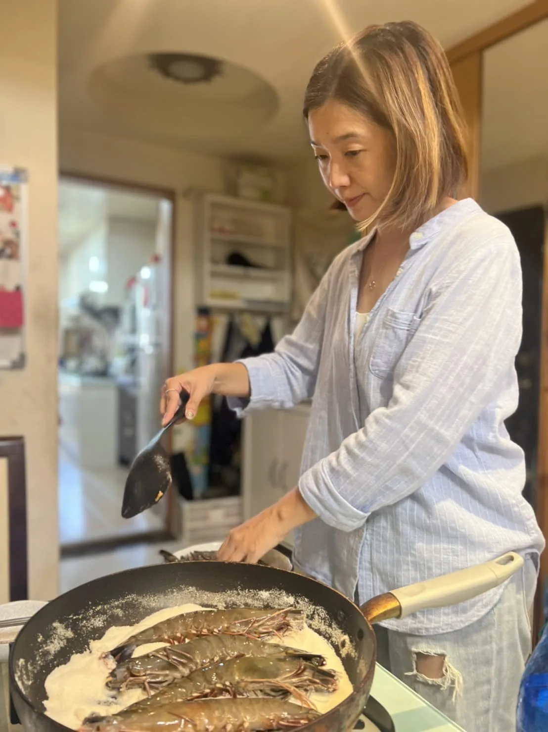 選戰百忙之中，張雅琳仍為孩子親手下廚，「因為小孩說，他們最不想要改變的，就是吃媽媽做的菜。」作者提供