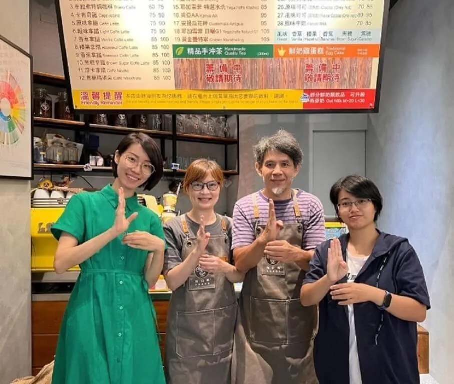 青年記錄聽障餐飲創業者經驗　繪製無聲美味感動地圖
