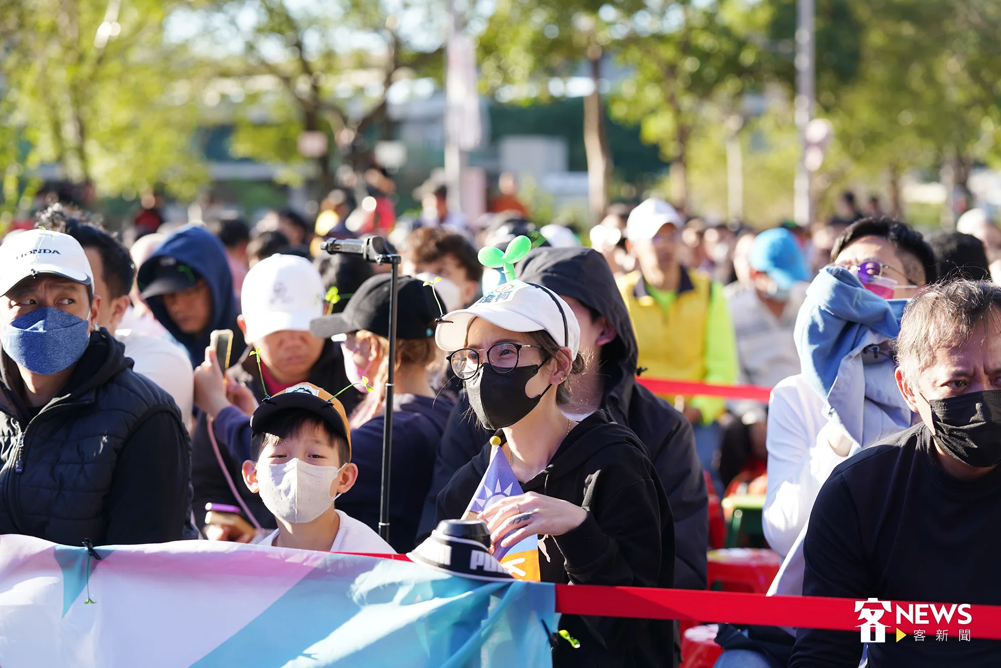 全家大小一起到場來支持柯文哲。張凱清攝