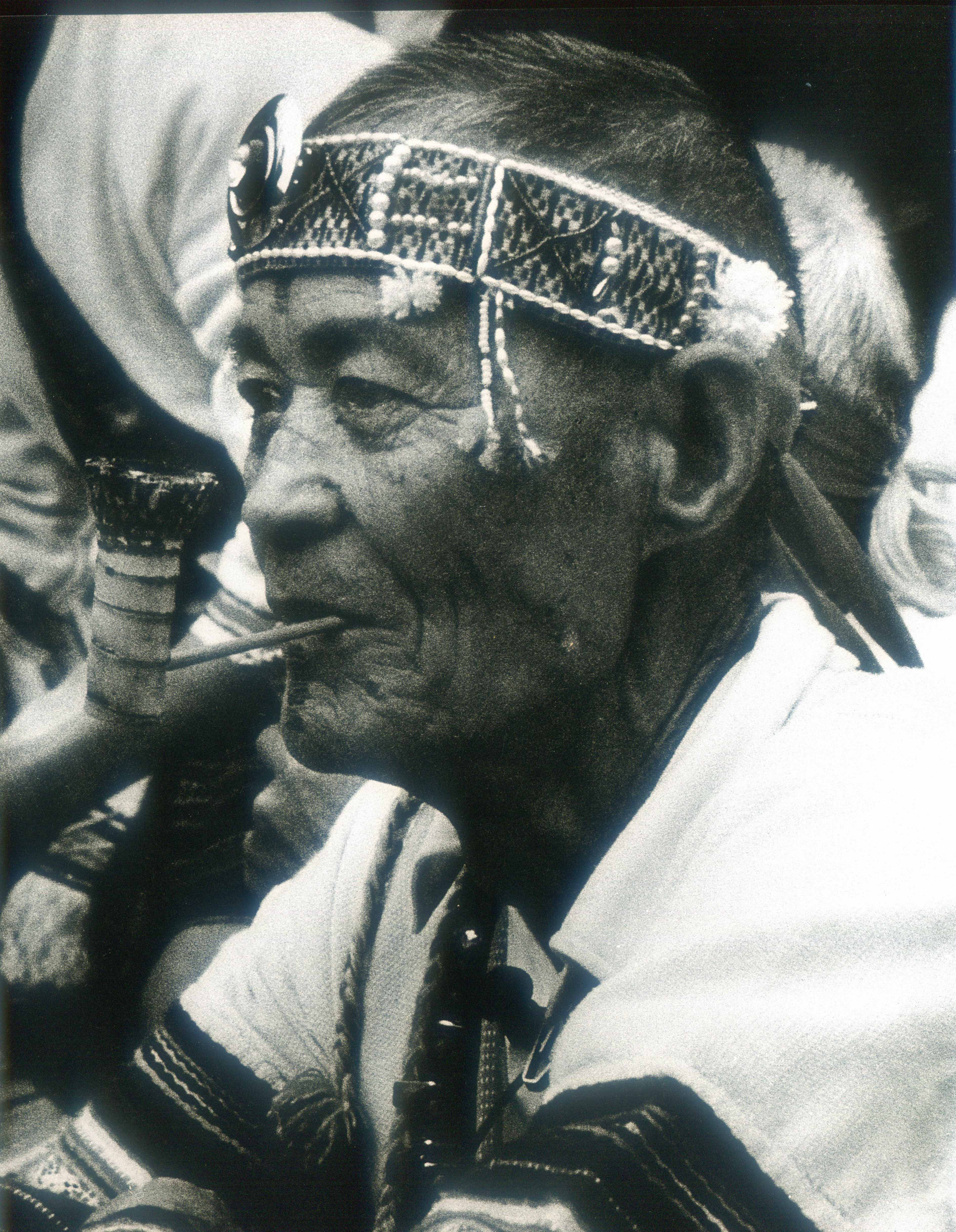 豐年祭總頭目高德明,1990年攝於泰安鄉汶水國小。羅漢章提供