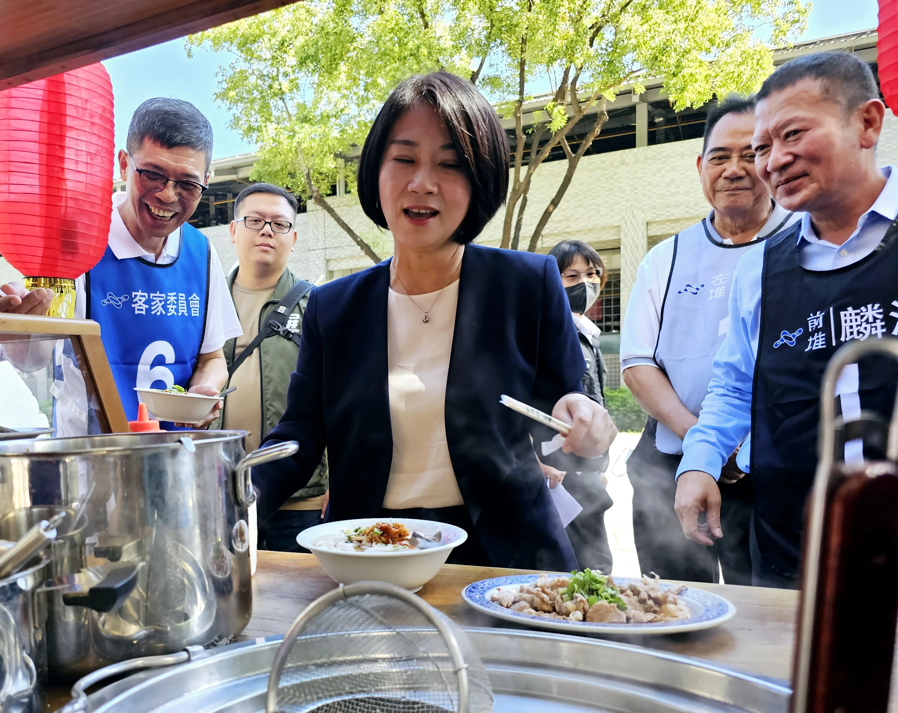 第59屆六堆運動會宣傳記者會宣傳前堆麟洛鄉美食-面帕粄。客發中心提供