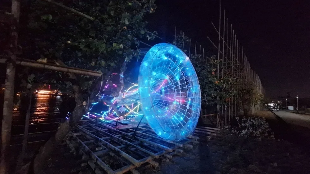 台南 400 燈區作品 〈海洋的訊息〉。（台南觀旅局提供）