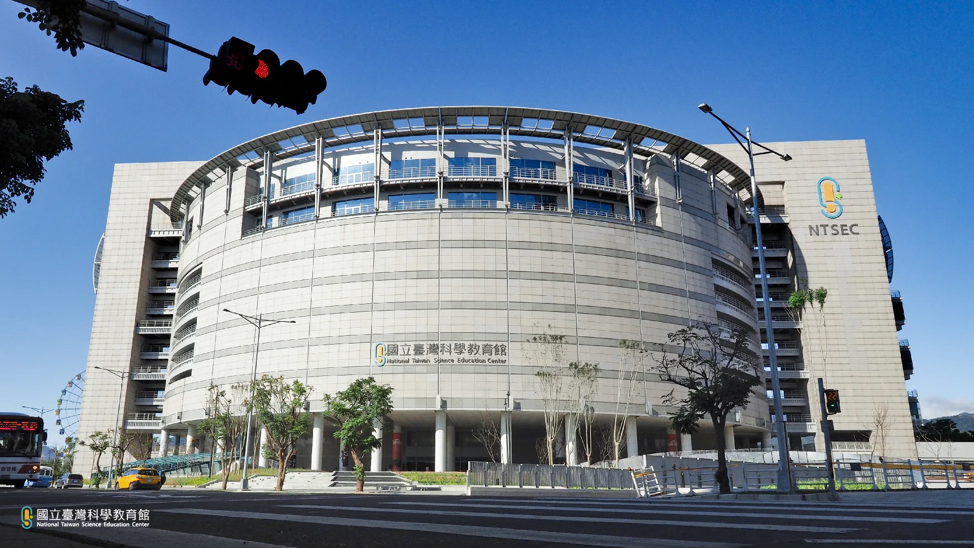 兒童新樂園春節限定　初一至初三生肖龍免費入園