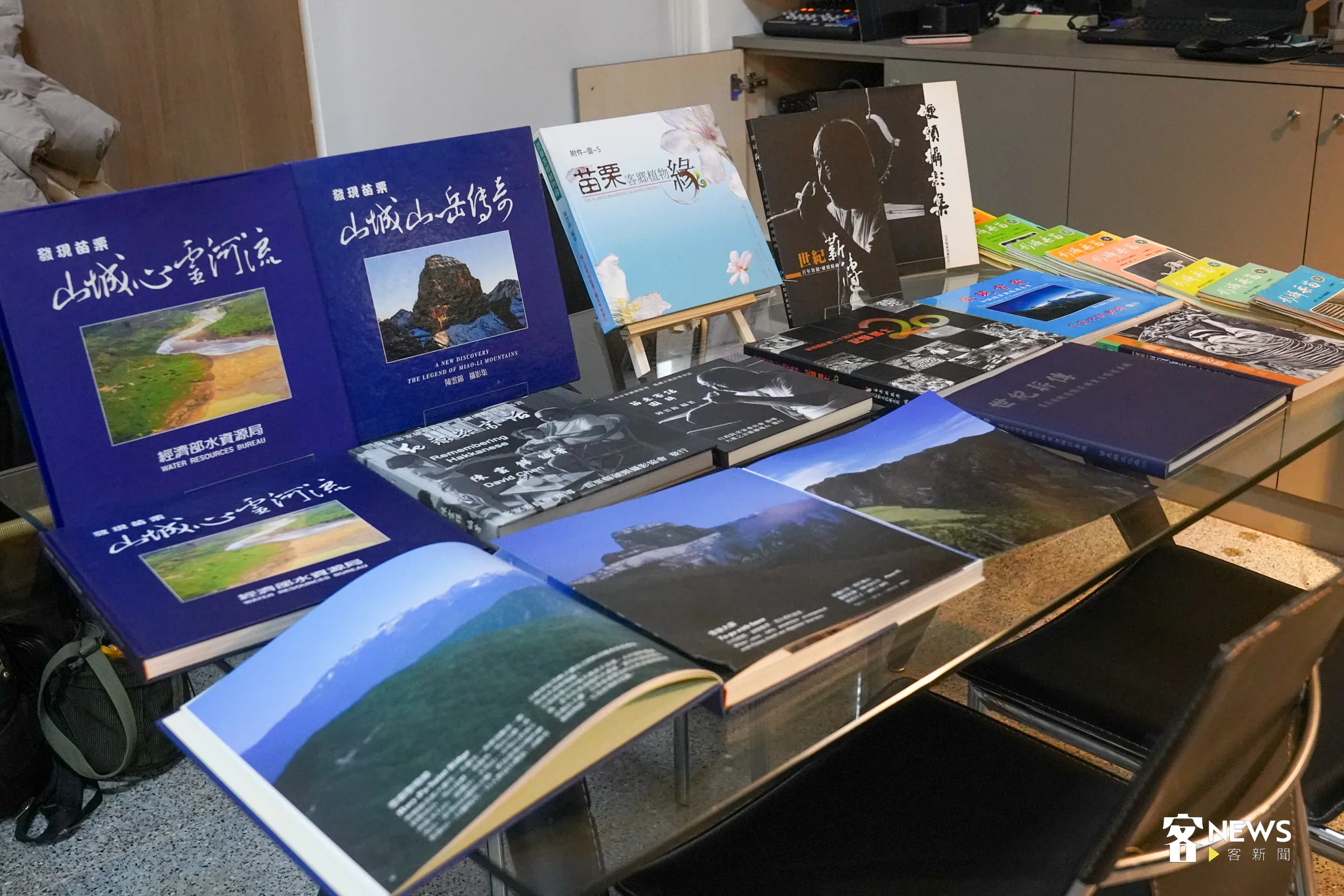 陳雲錦歷年發行的攝影書籍,今日也一同展出。宋佩遙攝
