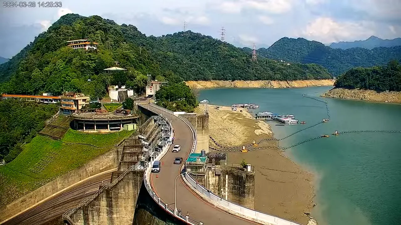 石門水庫出即時水位。翻攝石門水庫即時影像