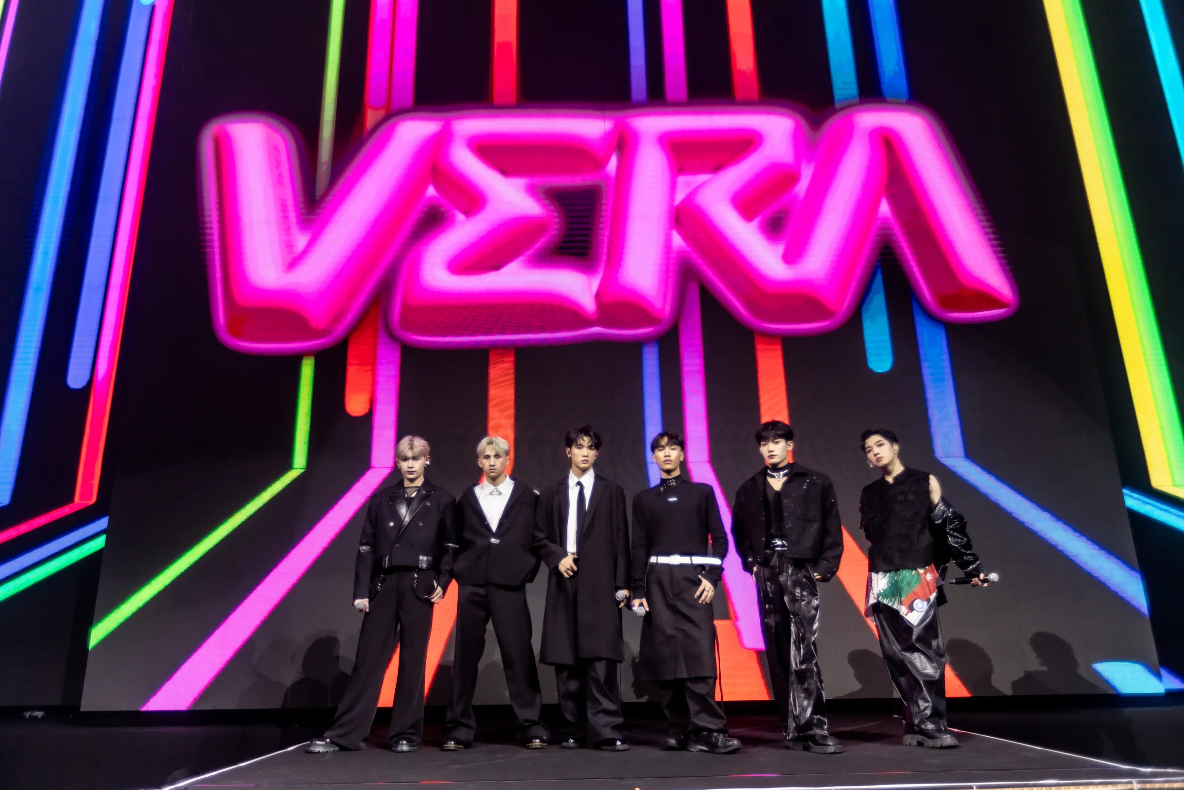 VERA擔任《H³ RIZZ UP 演唱會》特別嘉賓。客委會提供