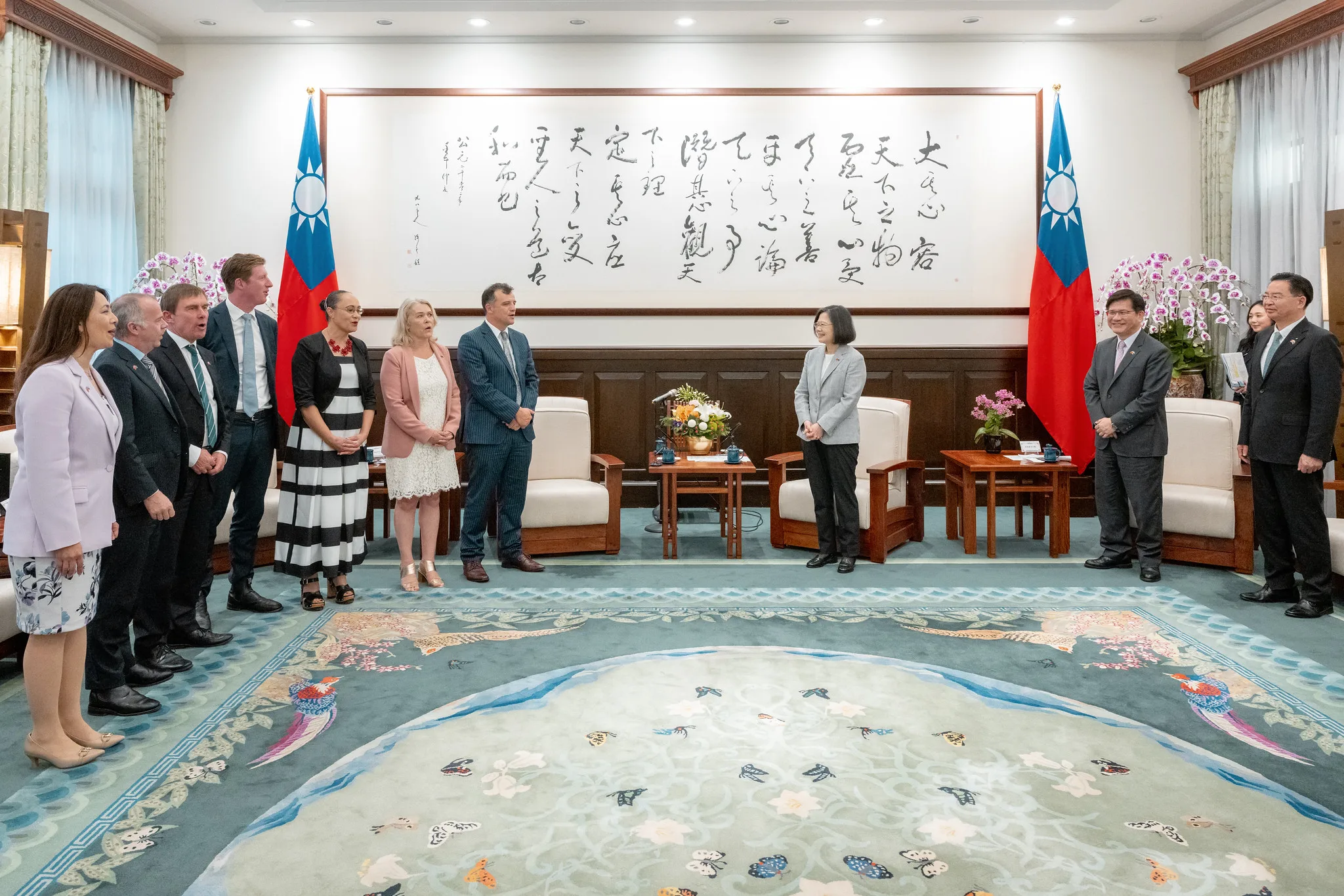 總統蔡英文今天接見「紐西蘭國會跨黨派友台小組」訪問團，證實林佳龍是下一任的外交部長，吳釗燮是未來的國安會秘書長。總統府提供