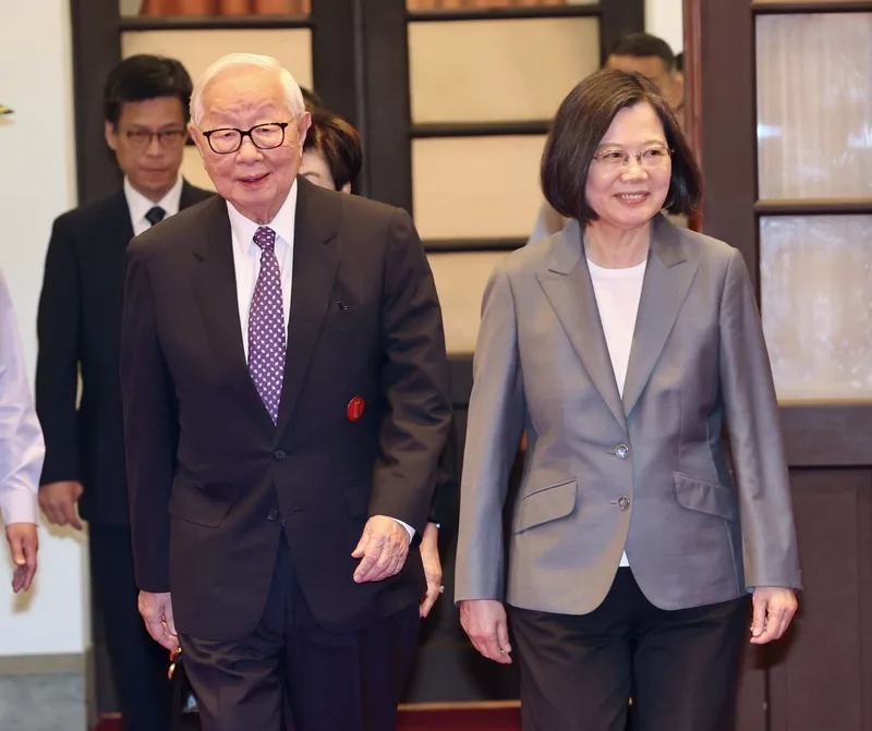 張忠謀：全球化面臨挑戰　台積電領導人需要高度智慧