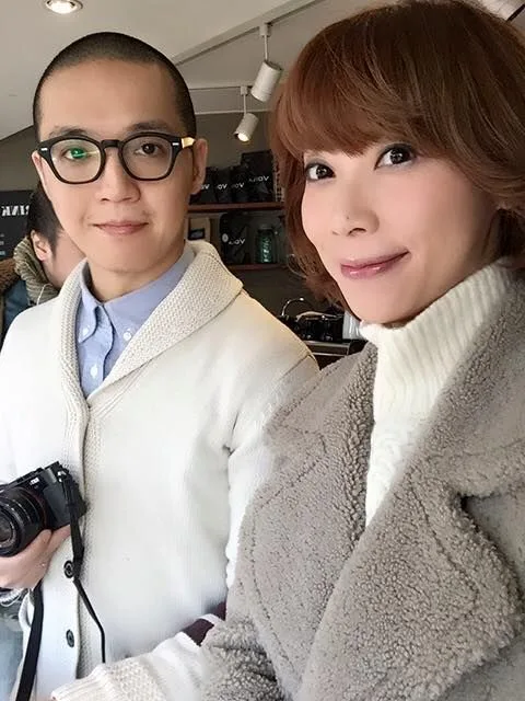 貴婦奈奈與醫學院畢業的男友結婚後，開設杏立博全醫美診所賺錢，詐欺10億元後捲款逃亡加拿大。翻攝畫面