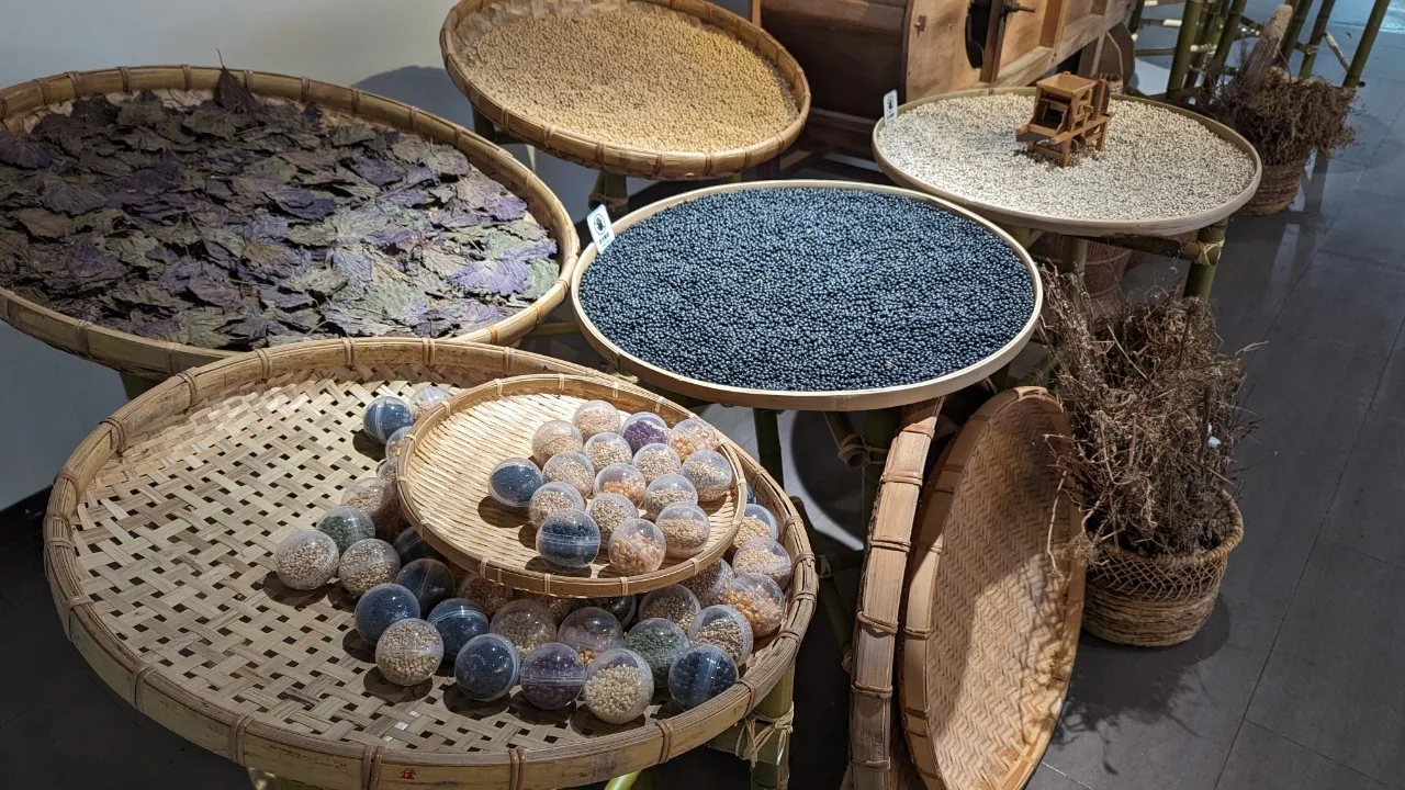 《植變客家美學展》花藝作品-勞動與運動。客家文化基金會提供。