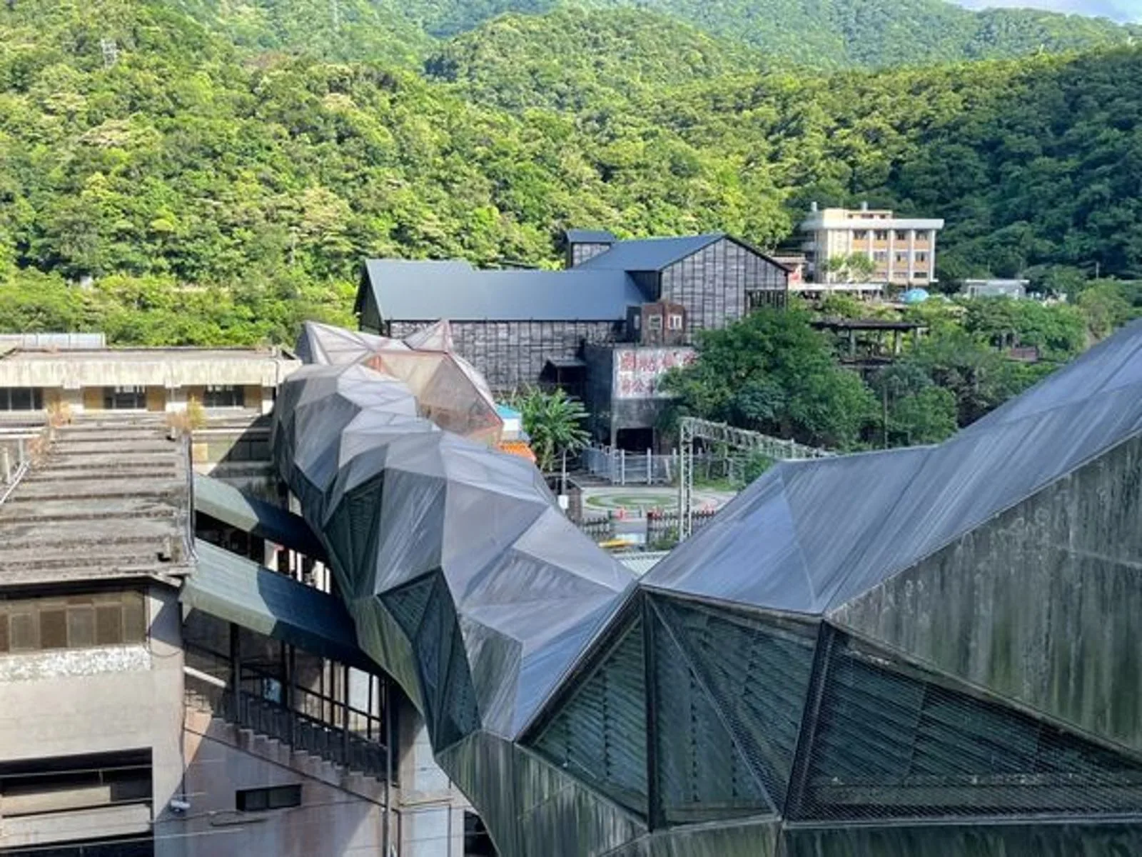 猴硐「貓橋」明起封橋　新北觀光局：明顯鏽蝕、脫落