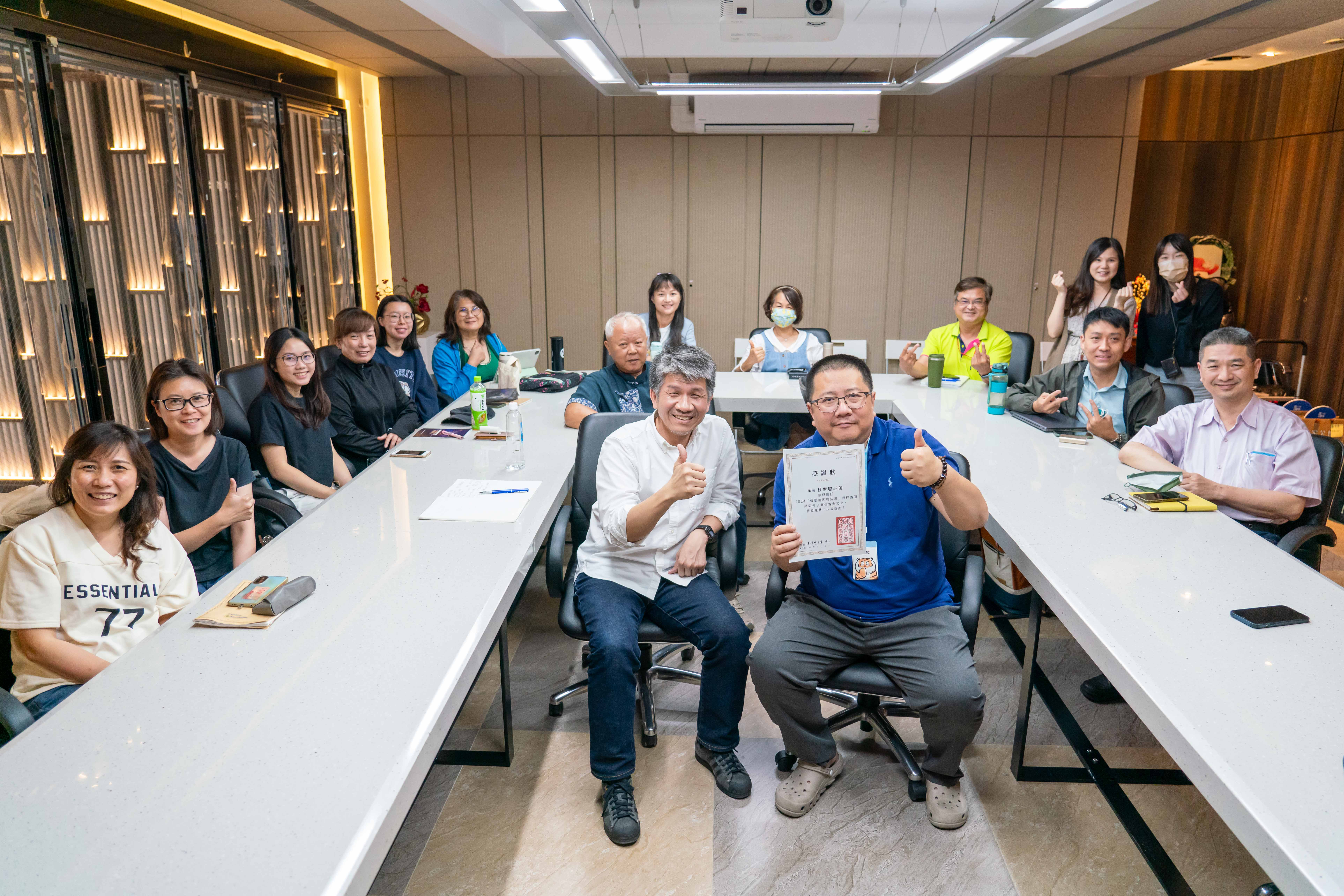 講客廣播電臺邀請銘傳大學廣播電視學系的系主任杜聖聰進行「傳播理論與法規」 專題演講。李台源攝