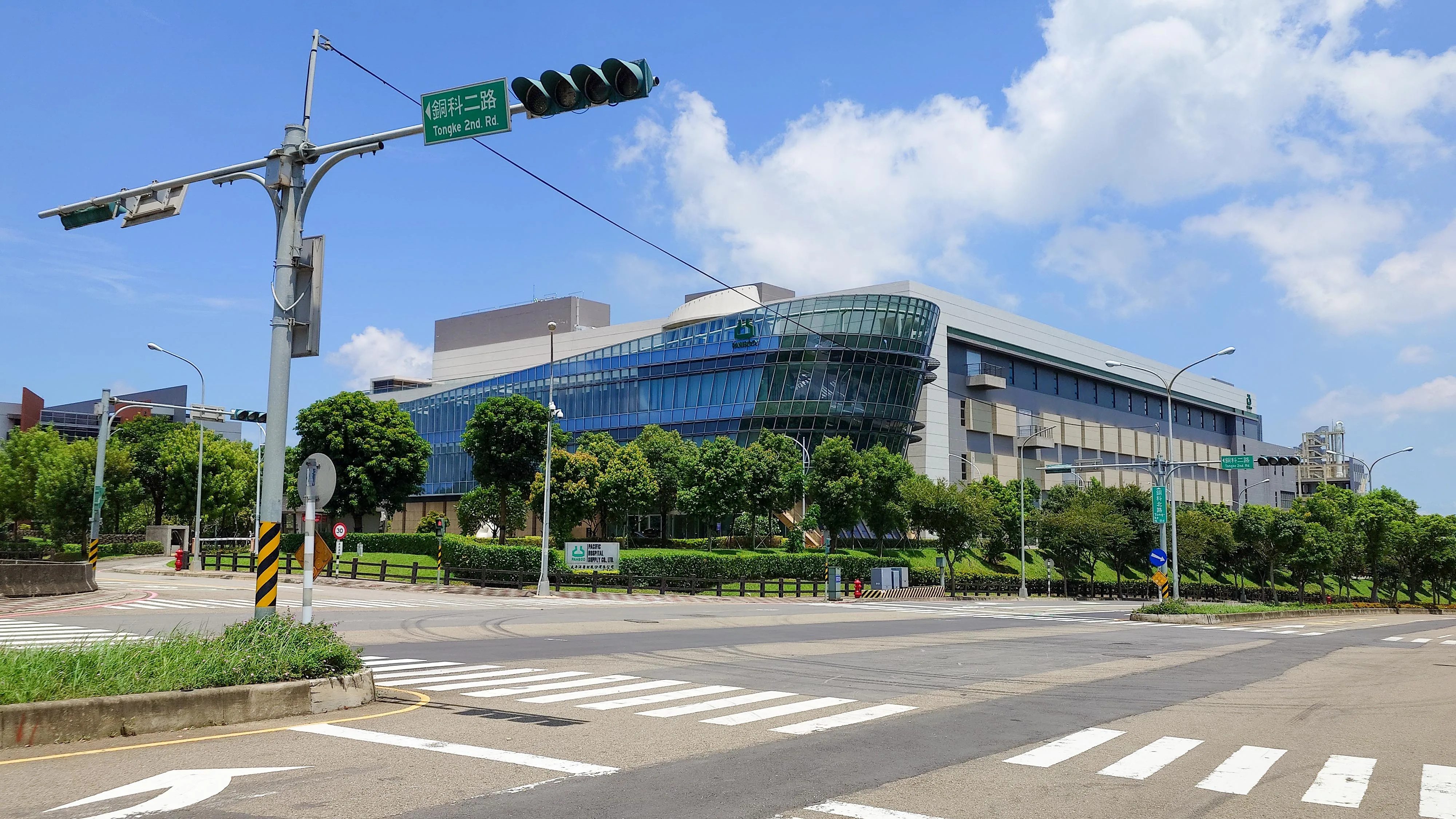 太平洋醫材公司也在銅鑼科學園區設廠。何來美攝