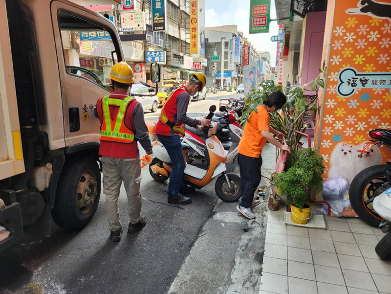 逢甲商圈新設標線型人行道　警加強稽查違規占用