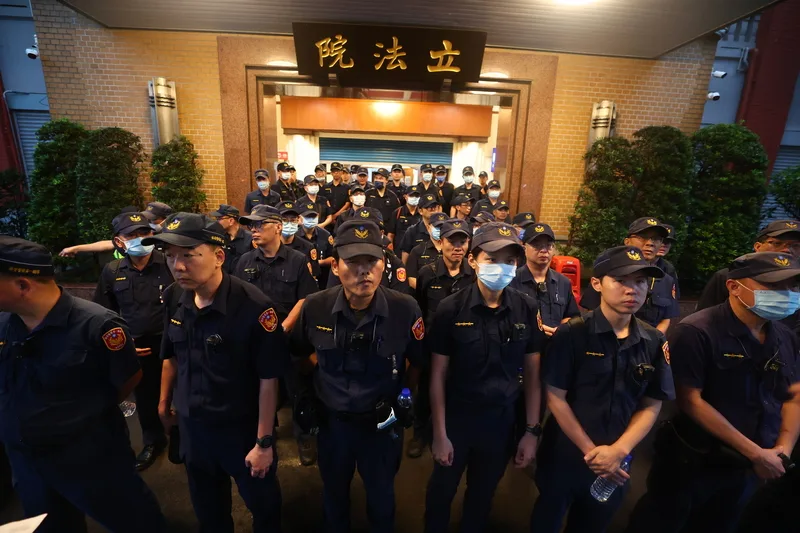 立院調動警力預防民眾闖入。中央社