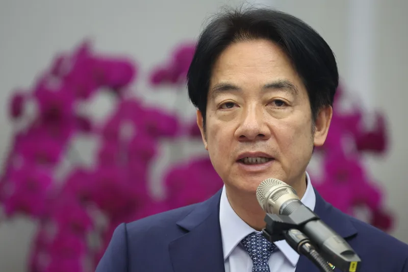 總統賴清德（圖）21日下午會晤聖文森及格瑞那丁總理龔薩福（Ralph Gonsalves）等一行，感謝聖文森對台灣的重視支持，期盼兩國持續在國際攜手努力。中央社