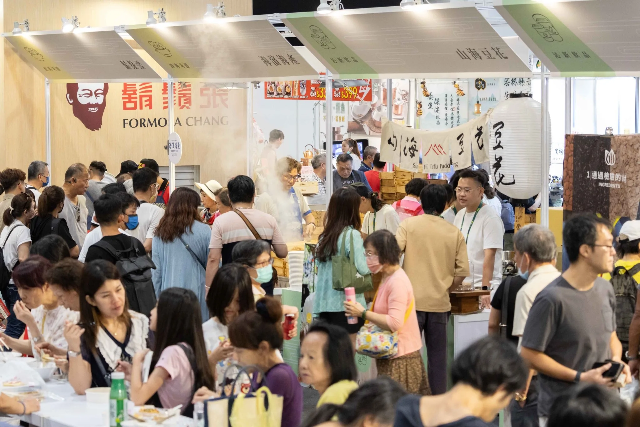 美食展集結多間全台人氣名店，吸引大批民眾聞香而來，圖為2023年台灣美食展（資料照）。翻攝自台灣美食展網站