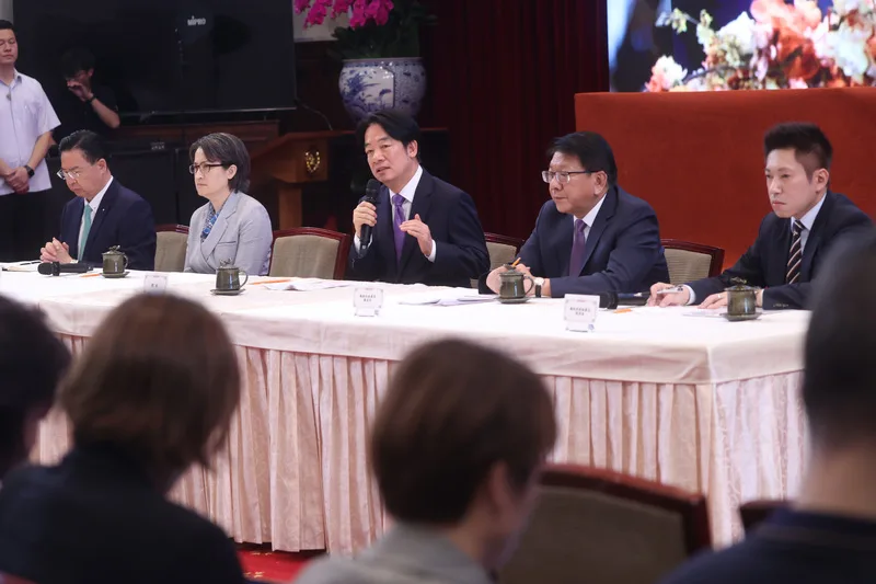 賴總統：中華民國與中華人民共和國互不隸屬是社會共識