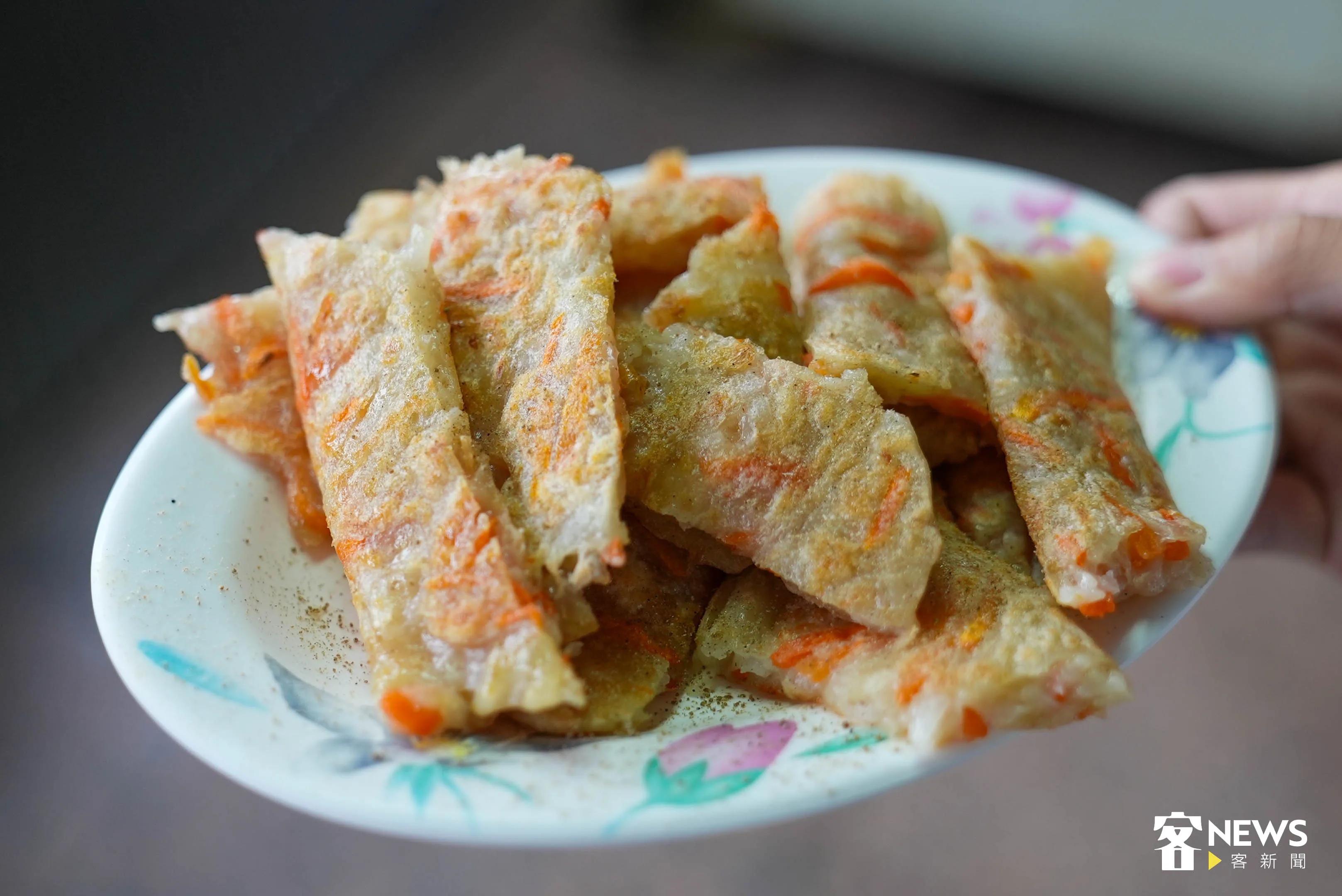 蘿蔔糕，類似木瓜粄的製作方式。范修語攝