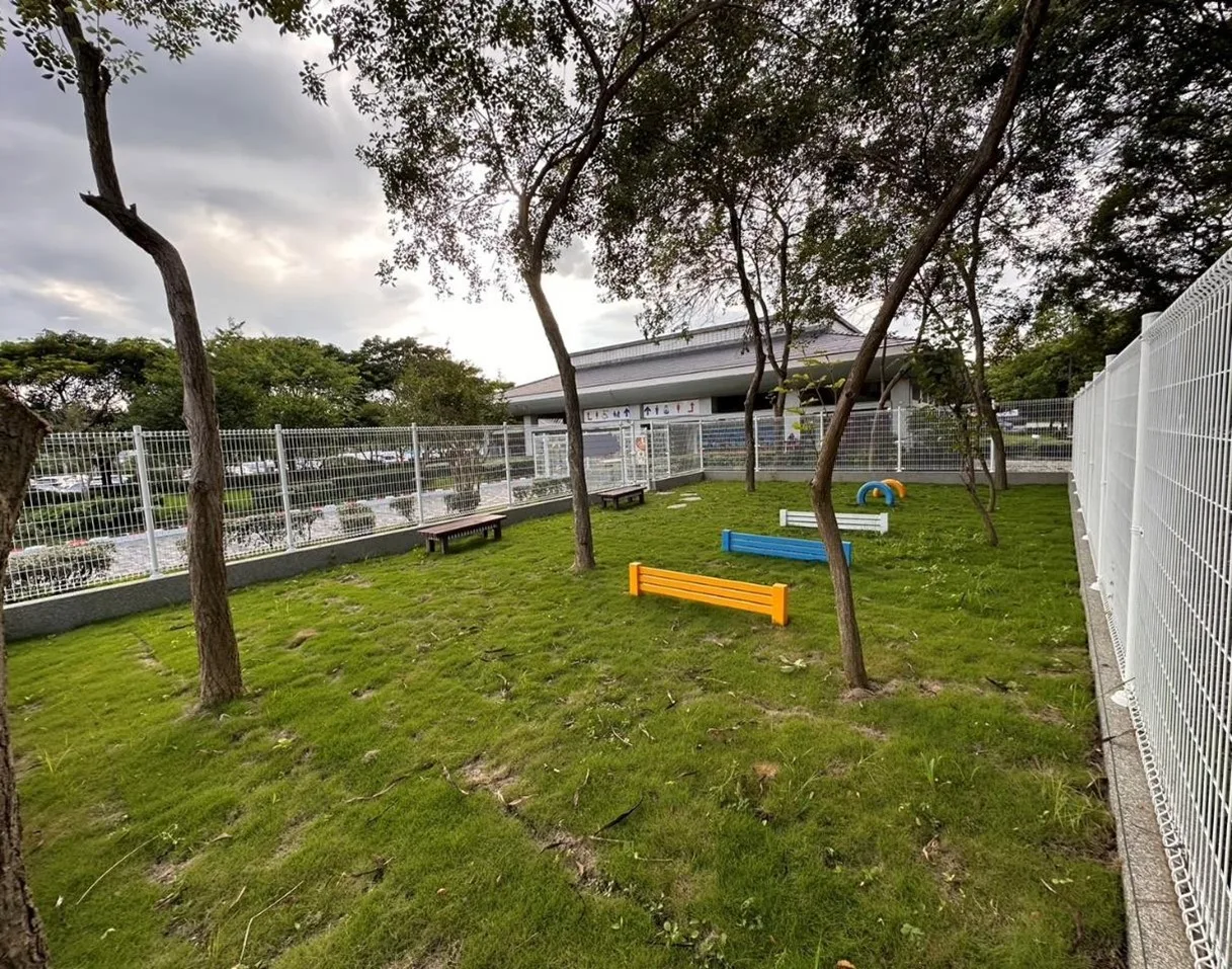南投服務區的寵物公園。翻攝自高公局網站