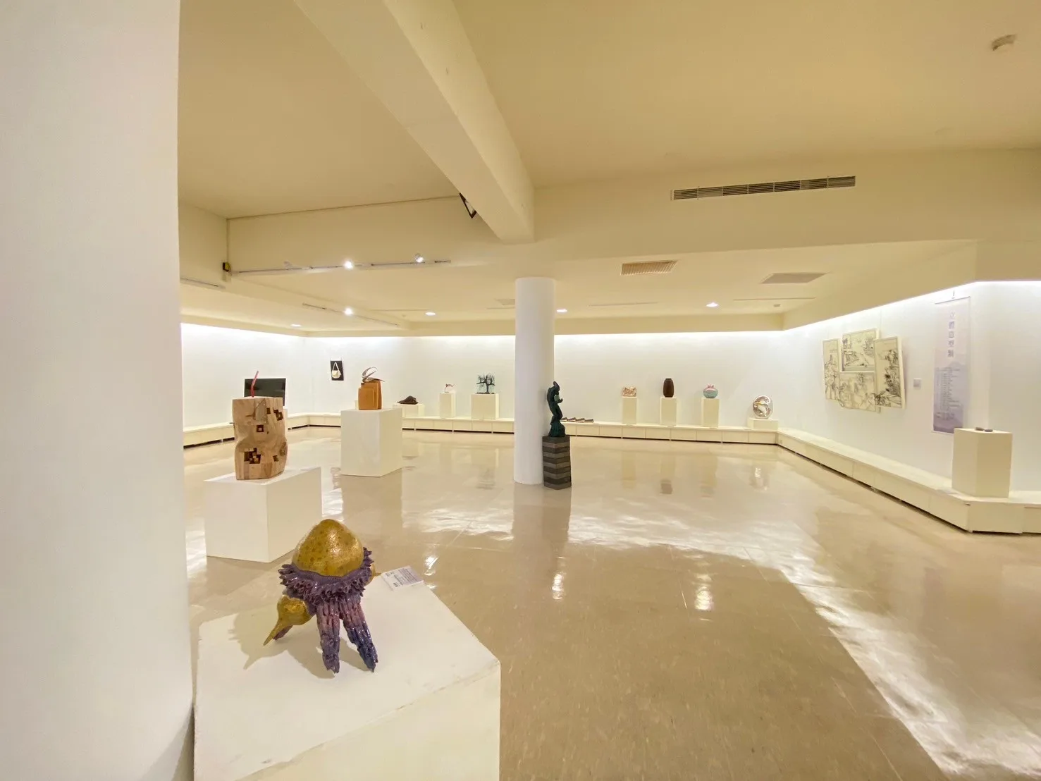 「113年苗栗美展」展出立體造型創作。翻攝自貓裏藝文臉書