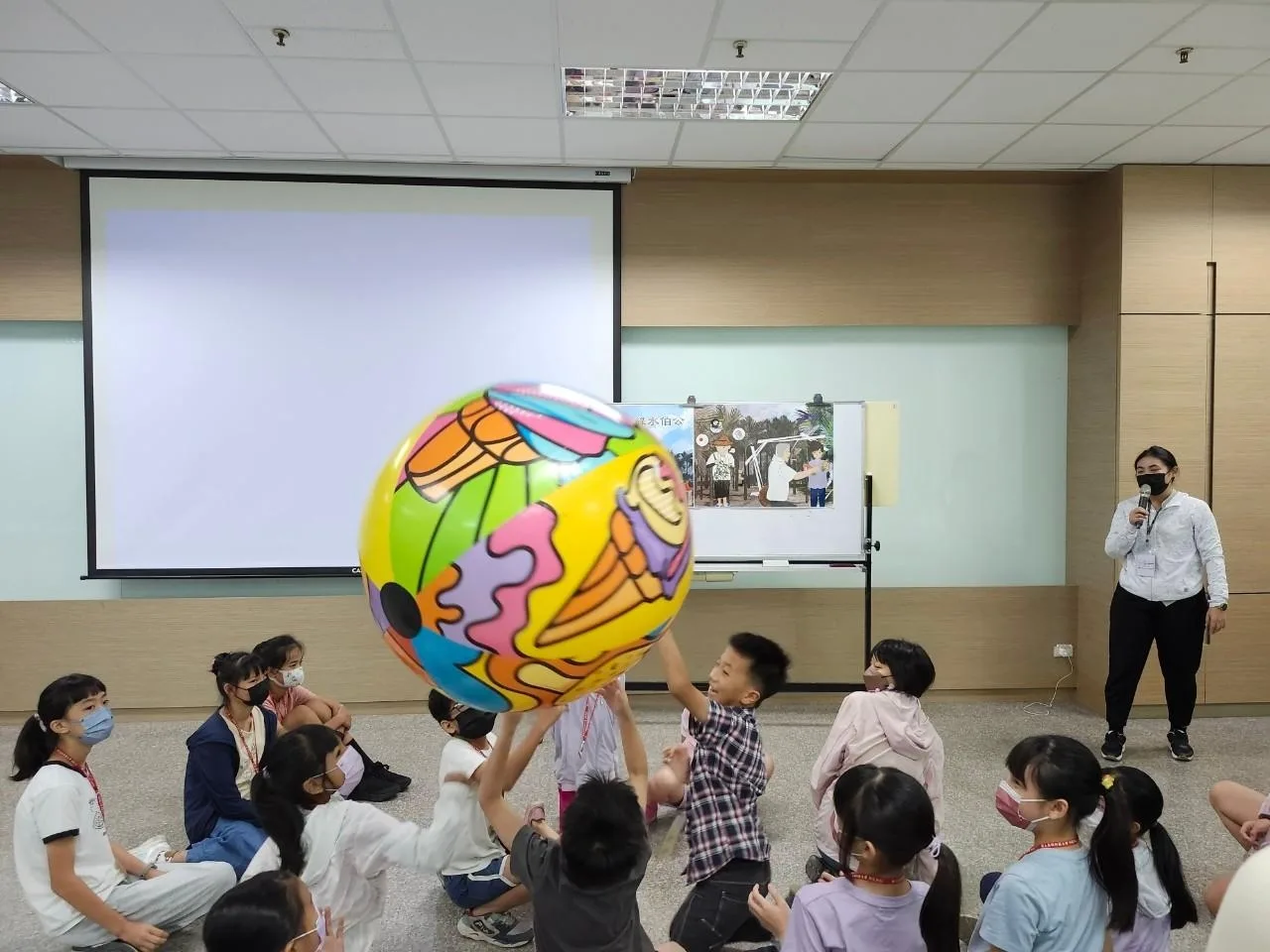 國小生化身偵探變魔術、跳街舞　高雄客語暑期育樂營邊玩邊學