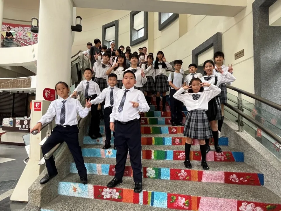 台日管弦樂團展現絕佳默契共同演奏多首經典客家歌謠與日本動漫歌曲。新北市客家局提供