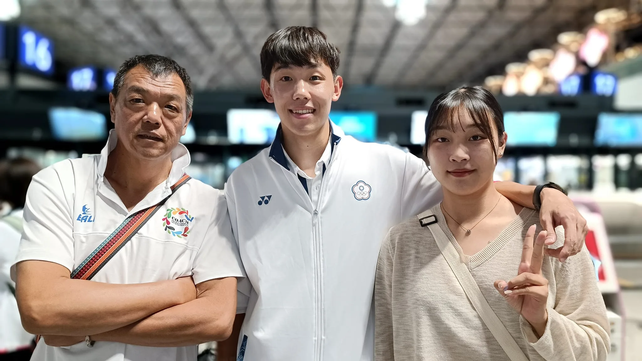 彭名揚遠征巴黎奧運，爸爸彭煥樹與妹妹也到機場送機。取自張奇玉臉書