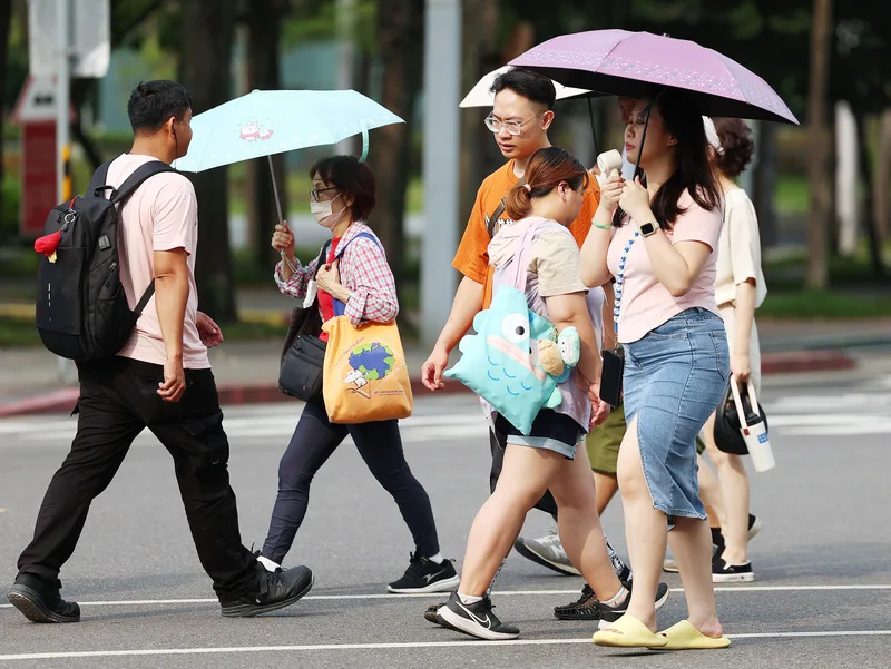 香港入夏天氣酷熱　窮人最難受