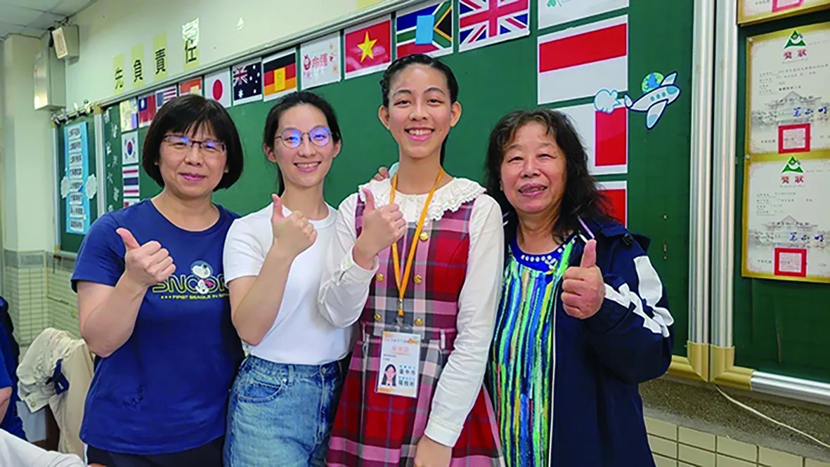 羅雅昕從小在媽媽的栽培下，參加許多客家語文競賽。羅雅昕提供