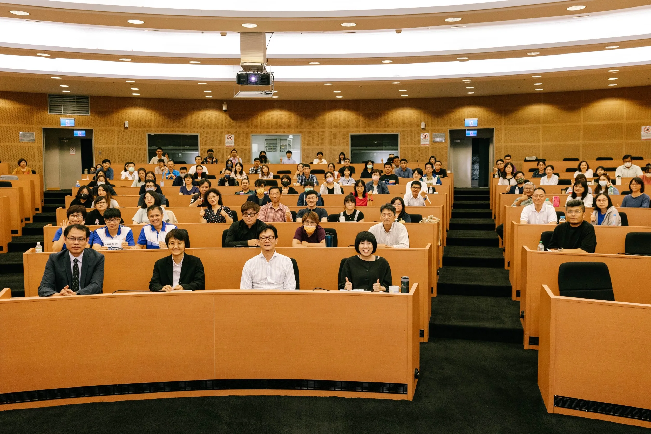 全台70多鄉鎮市代表出席會議。客委會提供