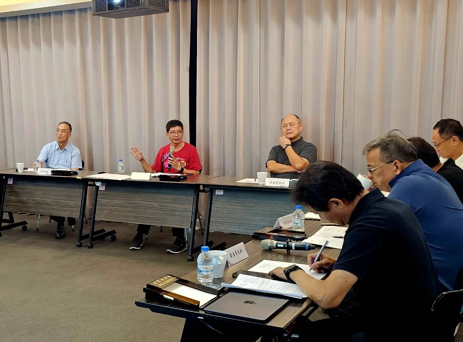 六堆運動會今天舉行60周年巡展諮詢會議。客發中心提供
