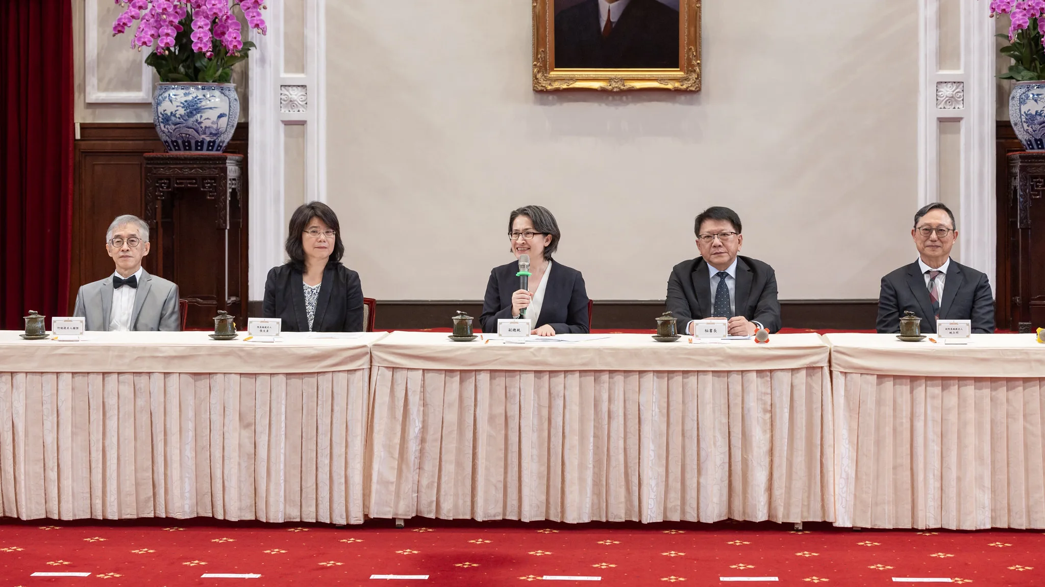 蕭美琴主持司法院正、副院長及大法官被提名人介紹記者會。總統府提供