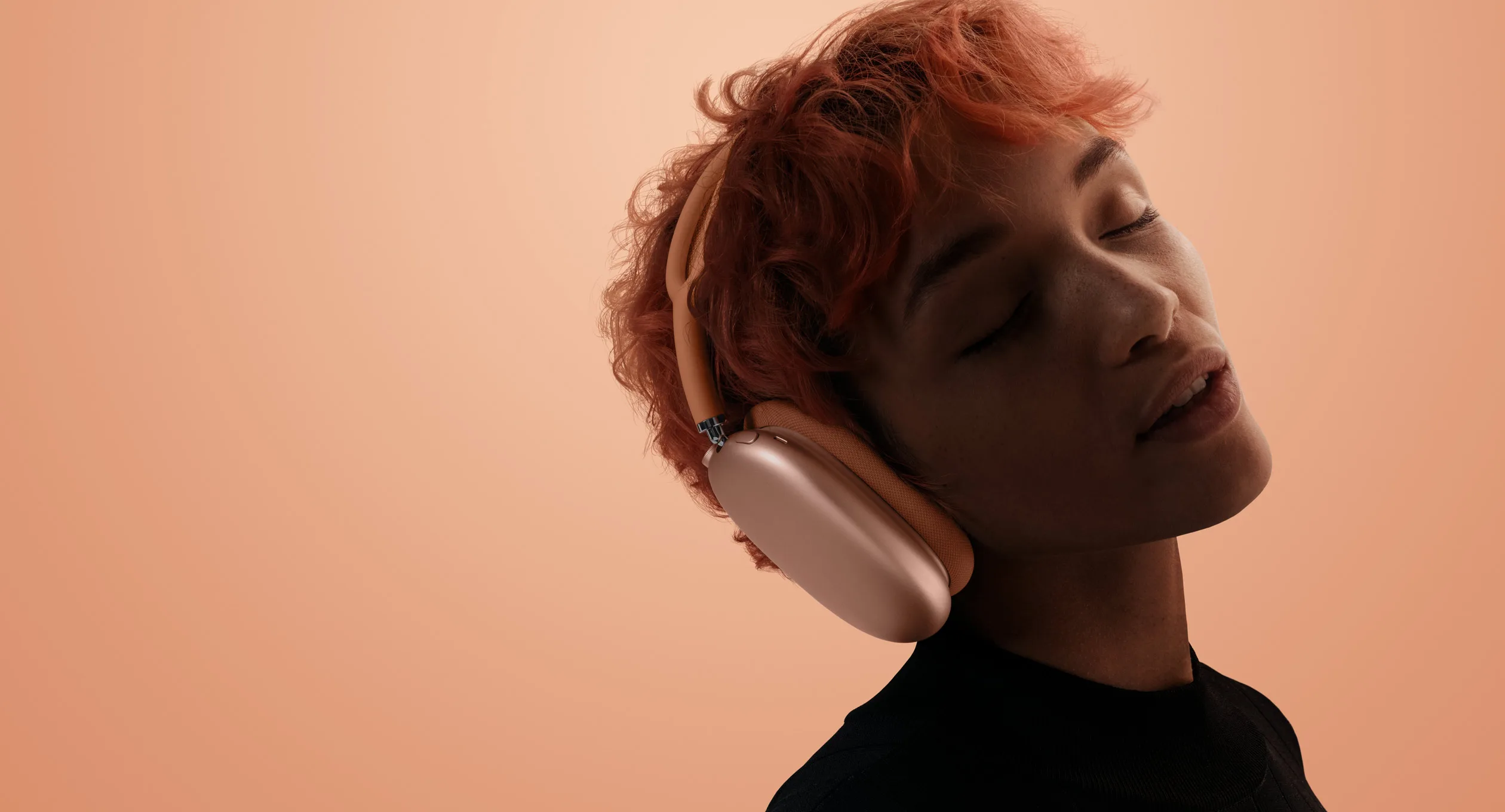AirPods Max新色。翻攝自Apple