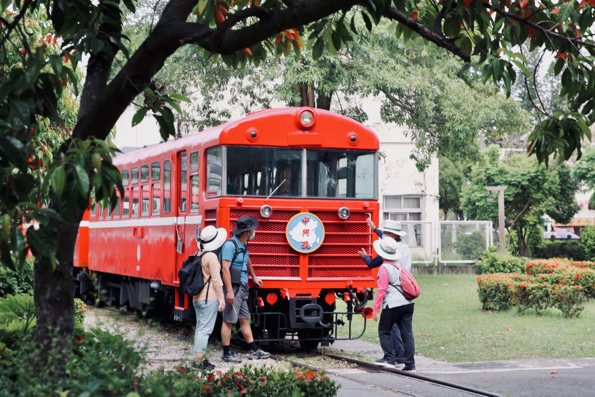 嘉義車庫園區車輛靜態展示的中興號。阿里山林業鐵路及文化資產管理處提供